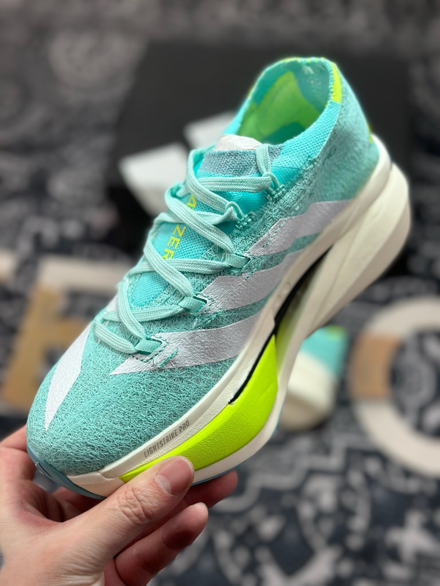 原装级别 Adidas Adizero Prime X3 Strung 舒适防滑耐磨低帮跑步鞋 JR2598-Top High Quatity Cheap Sneakers Fashion Clothing Clothes Bags handbags Shoes of all Brand wholesale With The best Quality And Beautiful Price from China Factory Chinese suppliers wholesaler seller 原装级别 Adidas Adizero Prime X3 Strung 舒适防滑耐磨低帮跑步鞋 JR2598