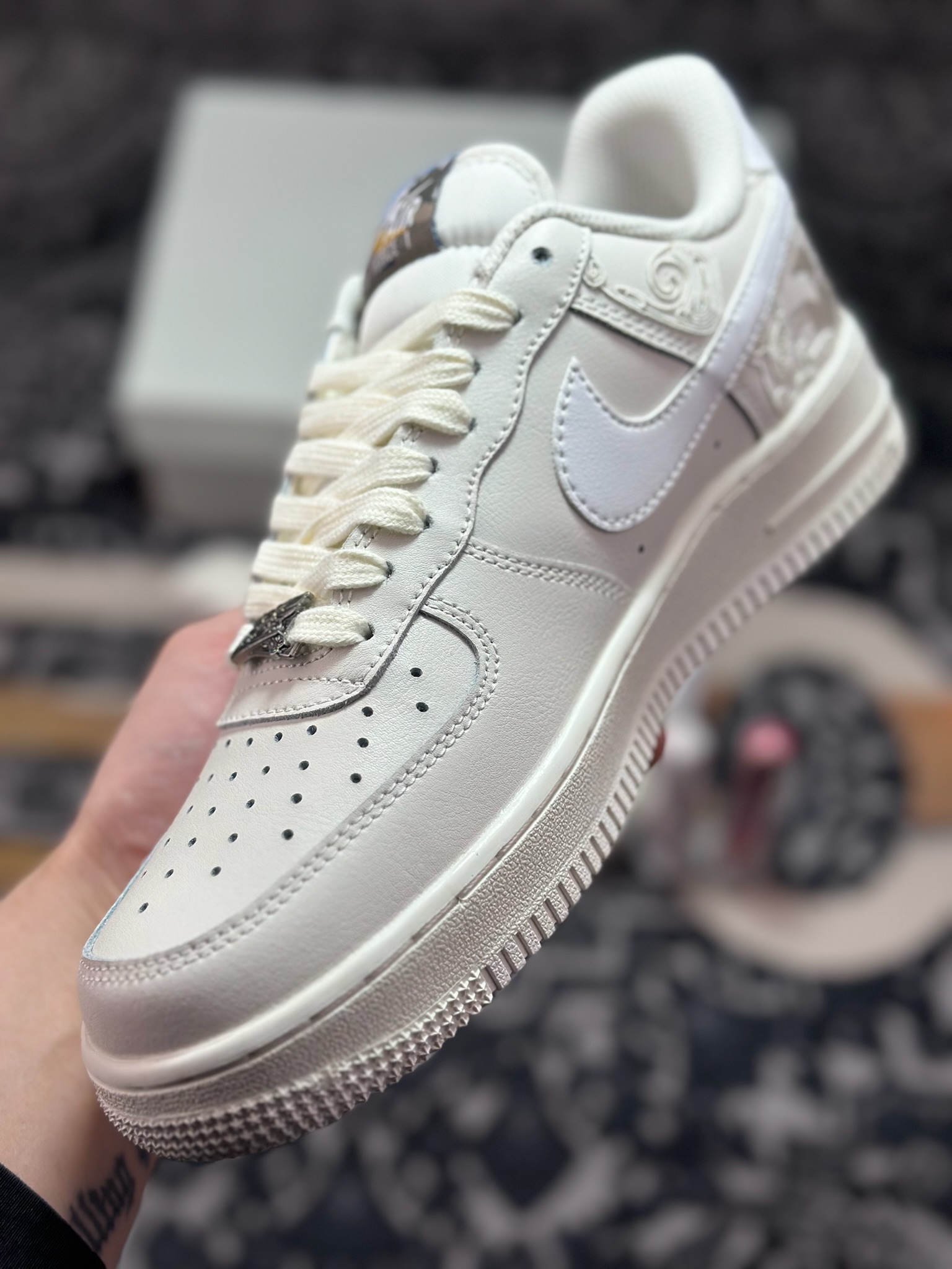 原装级别 Nike Air Force 1 Low 07 CNY马年限定 米白 IQ1119-011-Top High Quatity Cheap Sneakers Fashion Clothing Clothes Bags handbags Shoes of all Brand wholesale With The best Quality And Beautiful Price from China Factory Chinese suppliers wholesaler seller 原装级别 Nike Air Force 1 Low 07 CNY马年限定 米白 IQ1119-011