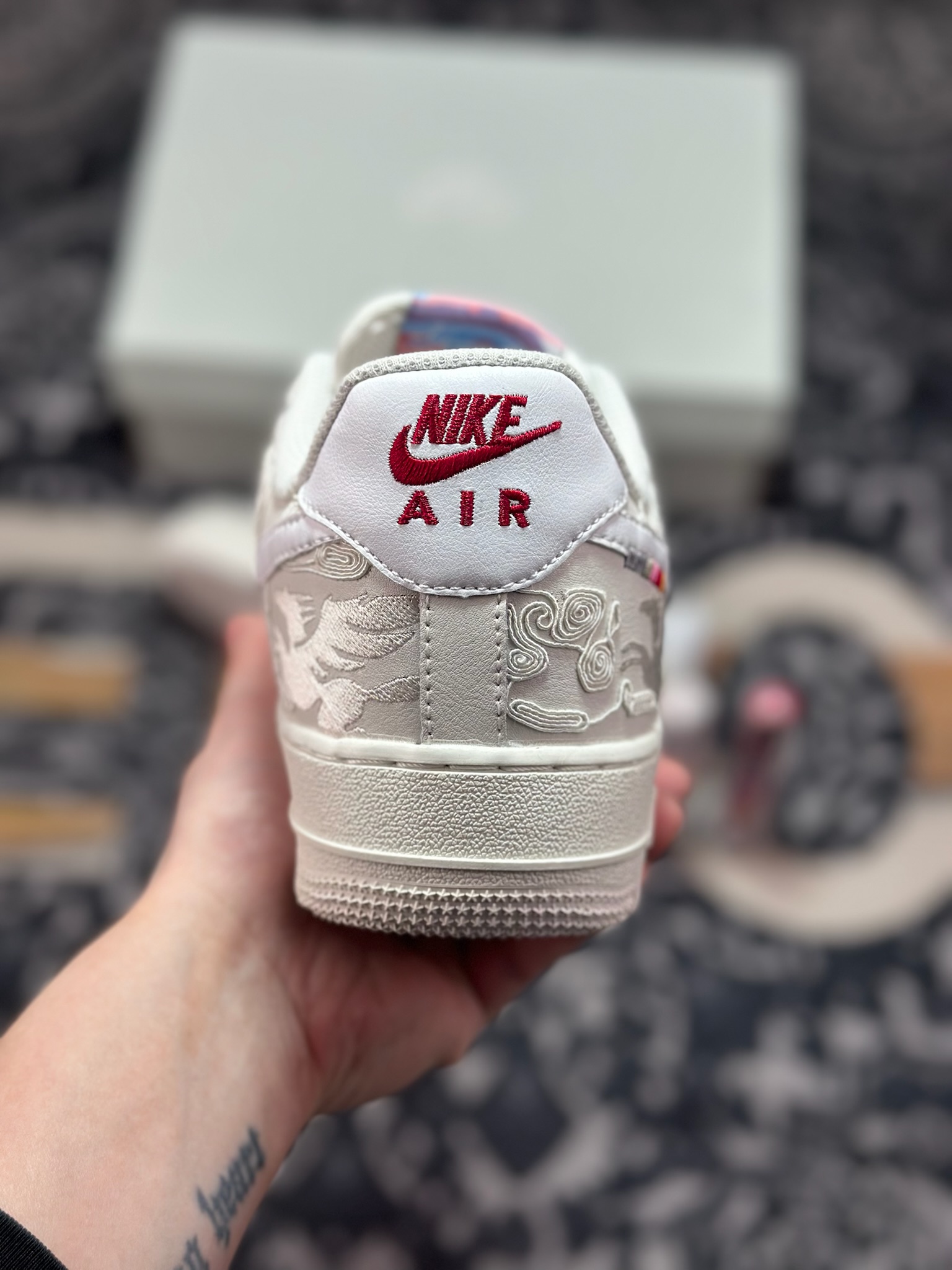 原装级别 Nike Air Force 1 Low 07 CNY马年限定 米白 IQ1119-011-Top High Quatity Cheap Sneakers Fashion Clothing Clothes Bags handbags Shoes of all Brand wholesale With The best Quality And Beautiful Price from China Factory Chinese suppliers wholesaler seller 原装级别 Nike Air Force 1 Low 07 CNY马年限定 米白 IQ1119-011