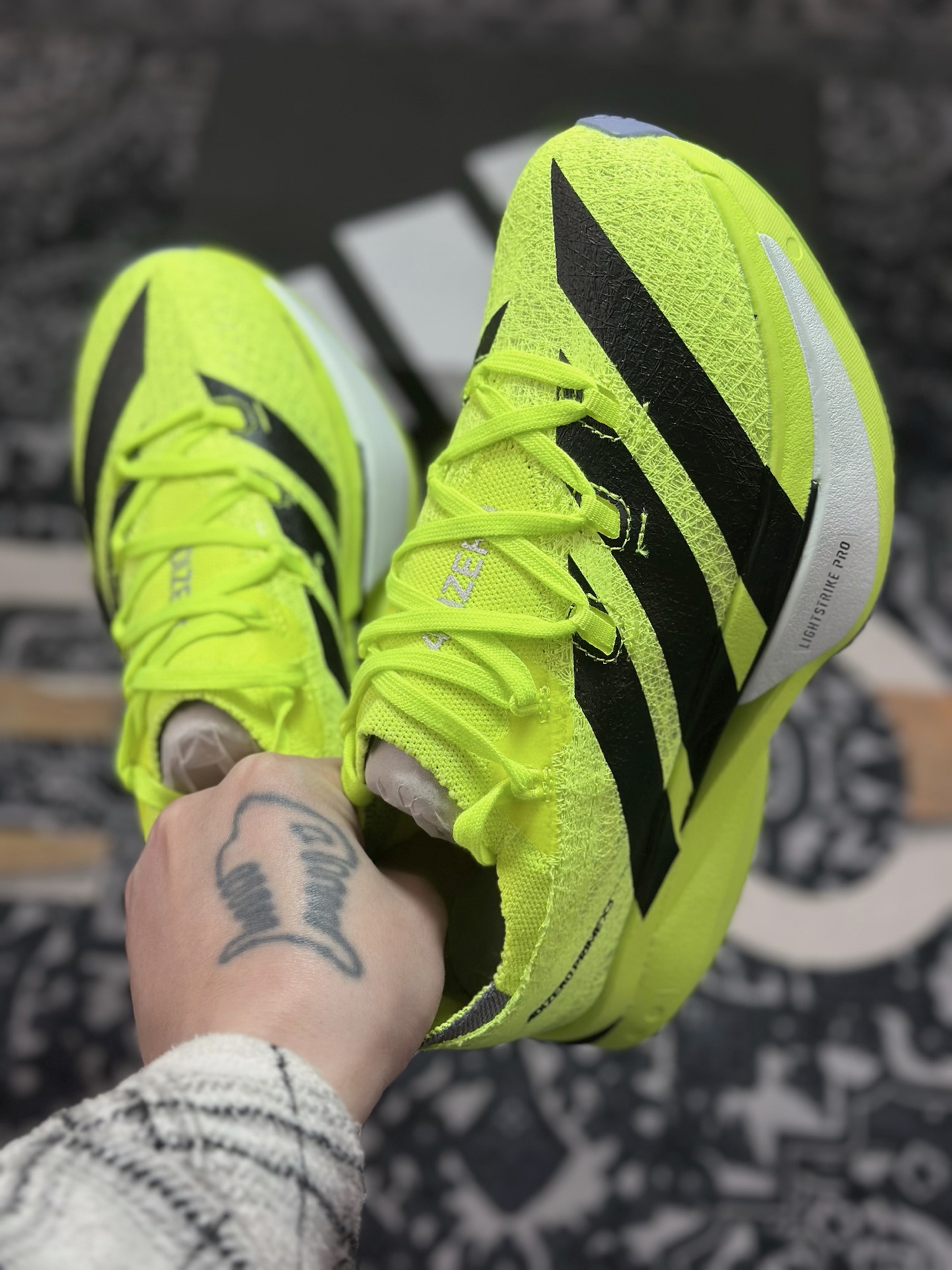 原装级别 Adidas Adizero Prime X3 Strung 舒适防滑耐磨低帮跑步鞋 JI2981-Top High Quatity Cheap Sneakers Fashion Clothing Clothes Bags handbags Shoes of all Brand wholesale With The best Quality And Beautiful Price from China Factory Chinese suppliers wholesaler seller 原装级别 Adidas Adizero Prime X3 Strung 舒适防滑耐磨低帮跑步鞋 JI2981
