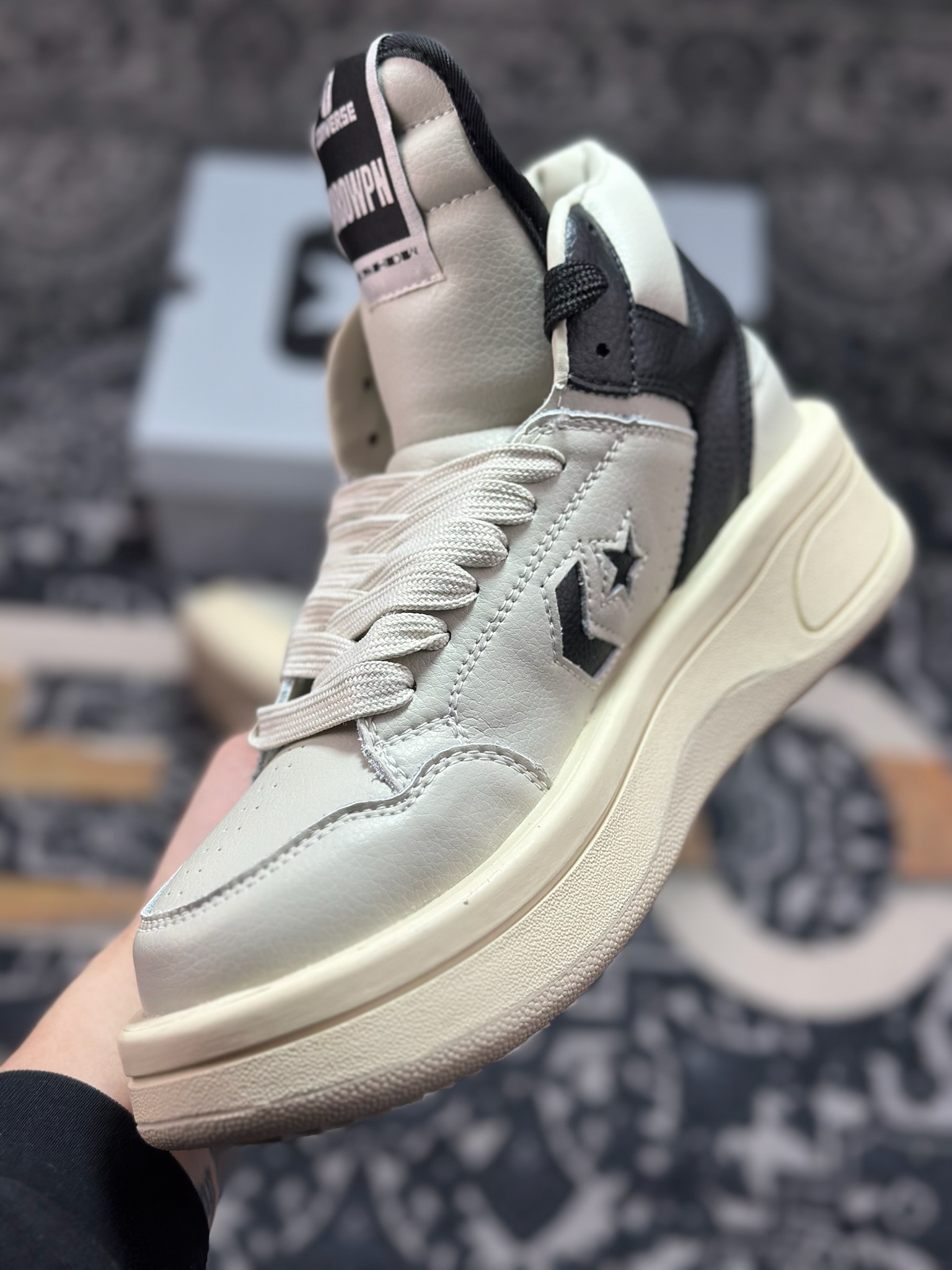 原装级别 Rick Owens DRKSHDW x Converse 融合前卫与经典-Top High Quatity Cheap Sneakers Fashion Clothing Clothes Bags handbags Shoes of all Brand wholesale With The best Quality And Beautiful Price from China Factory Chinese suppliers wholesaler seller 原装级别 Rick Owens DRKSHDW x Converse 融合前卫与经典