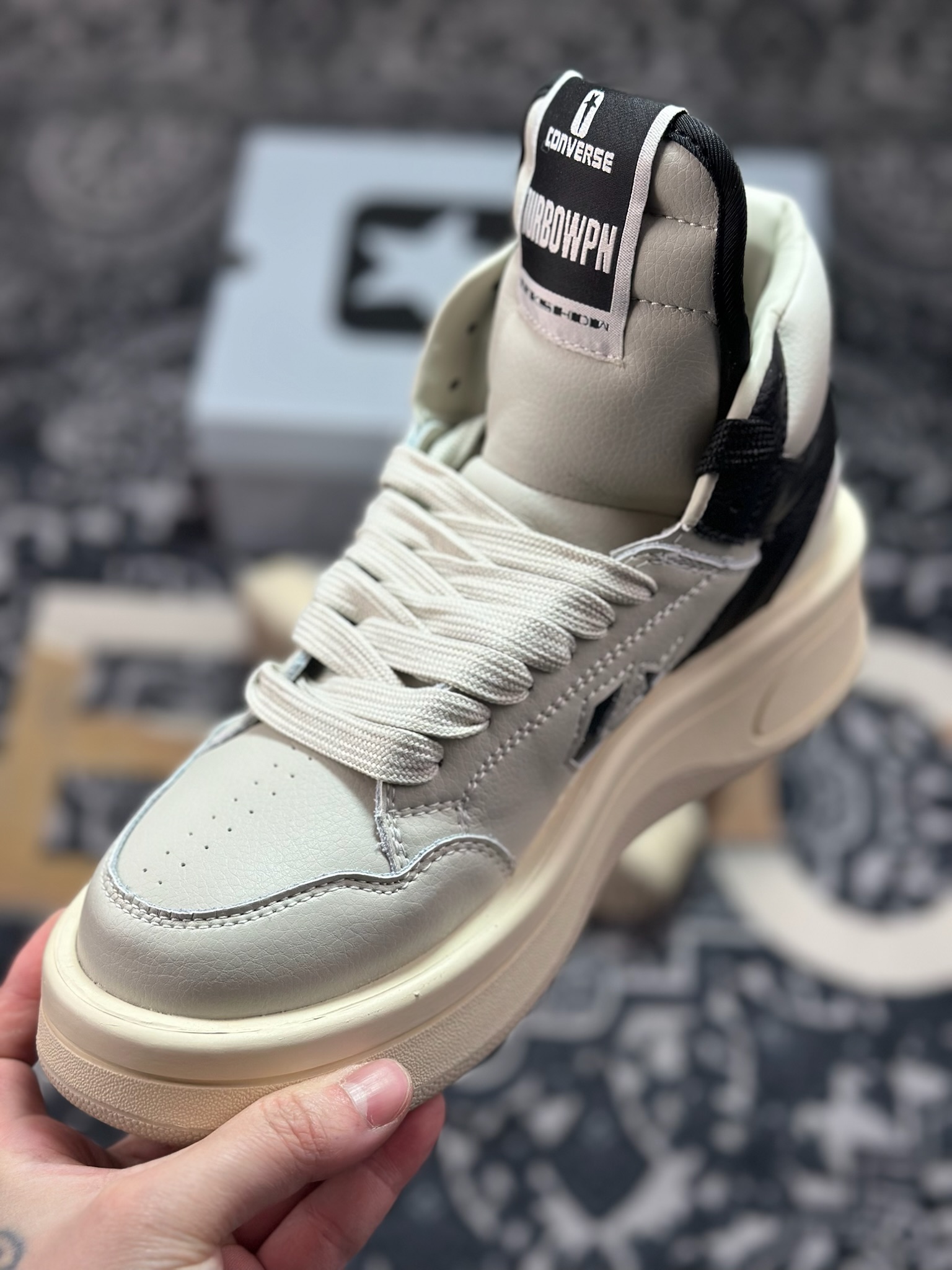 原装级别 Rick Owens DRKSHDW x Converse 融合前卫与经典-Top High Quatity Cheap Sneakers Fashion Clothing Clothes Bags handbags Shoes of all Brand wholesale With The best Quality And Beautiful Price from China Factory Chinese suppliers wholesaler seller 原装级别 Rick Owens DRKSHDW x Converse 融合前卫与经典