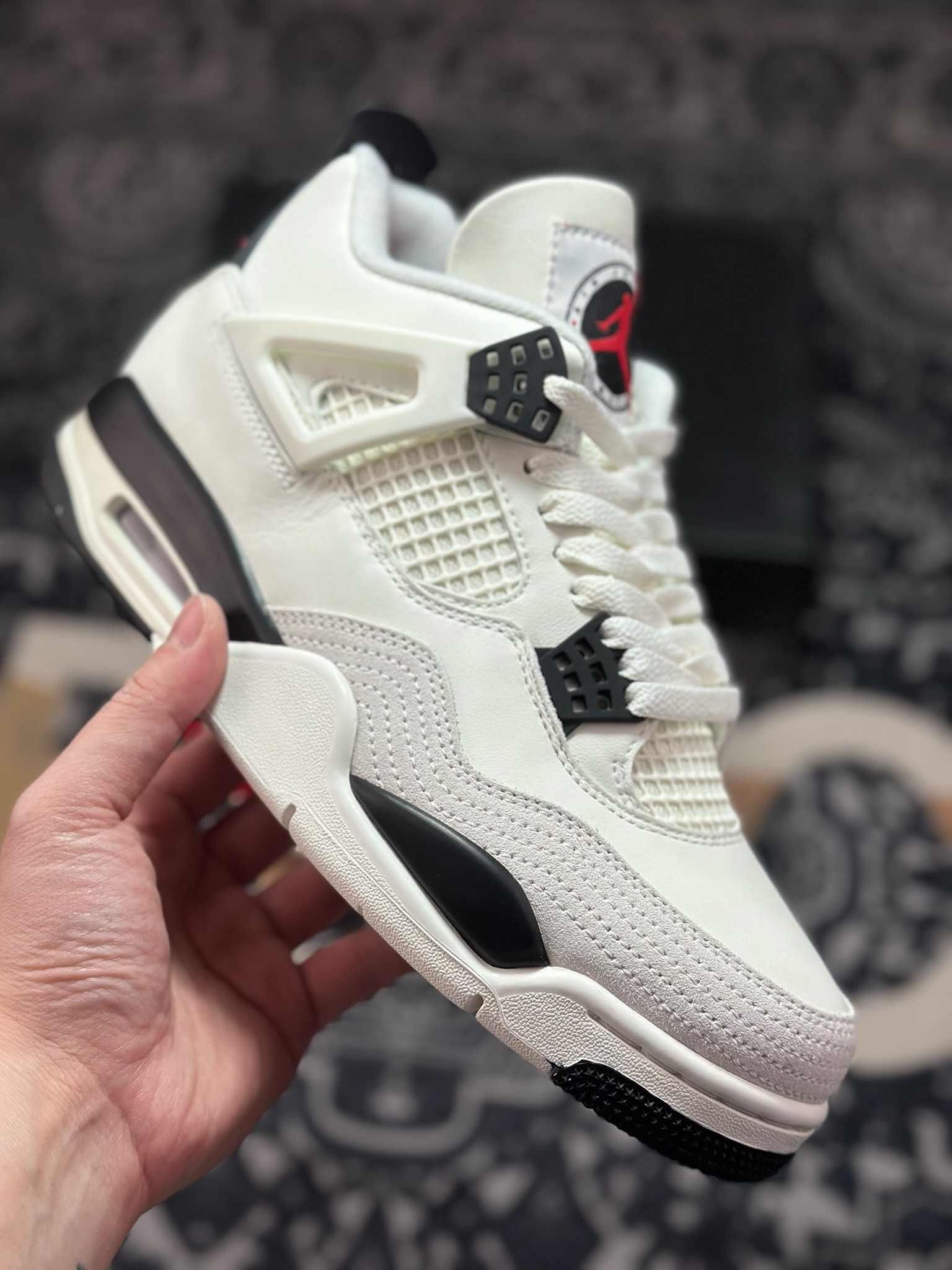 原装级别 Nike AIR JORDAN 4 RETRO FC AJ4 乔4飞行俱乐部 IM4002-100-Top High Quatity Cheap Sneakers Fashion Clothing Clothes Bags handbags Shoes of all Brand wholesale With The best Quality And Beautiful Price from China Factory Chinese suppliers wholesaler seller 原装级别 Nike AIR JORDAN 4 RETRO FC AJ4 乔4飞行俱乐部 IM4002-100