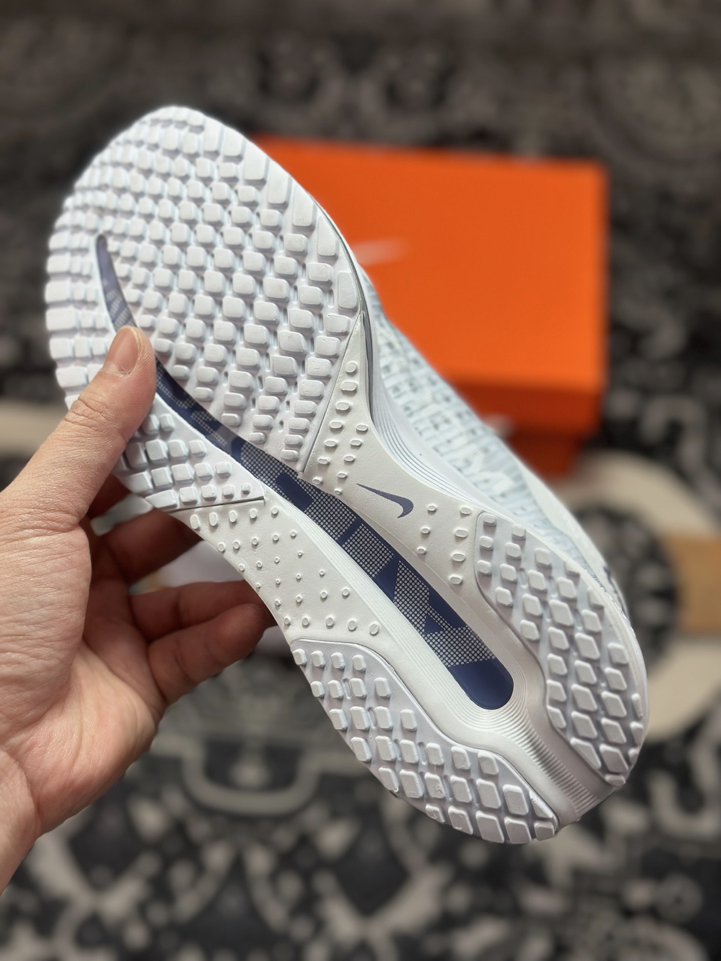 原装级别 NIKE PEGASUS PREMIUM耐克飞马公路跑步鞋 HQ2593-006 原装级别 NIKE PEGASUS PREMIUM耐克飞马公路跑步鞋 HQ2593-006