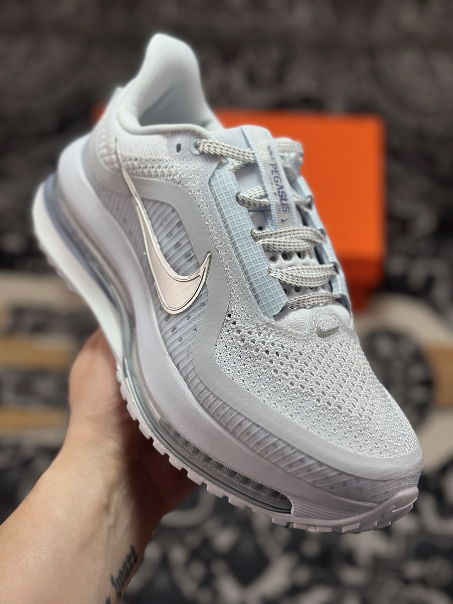 原装级别 NIKE PEGASUS PREMIUM耐克飞马公路跑步鞋 HQ2593-006 原装级别 NIKE PEGASUS PREMIUM耐克飞马公路跑步鞋 HQ2593-006