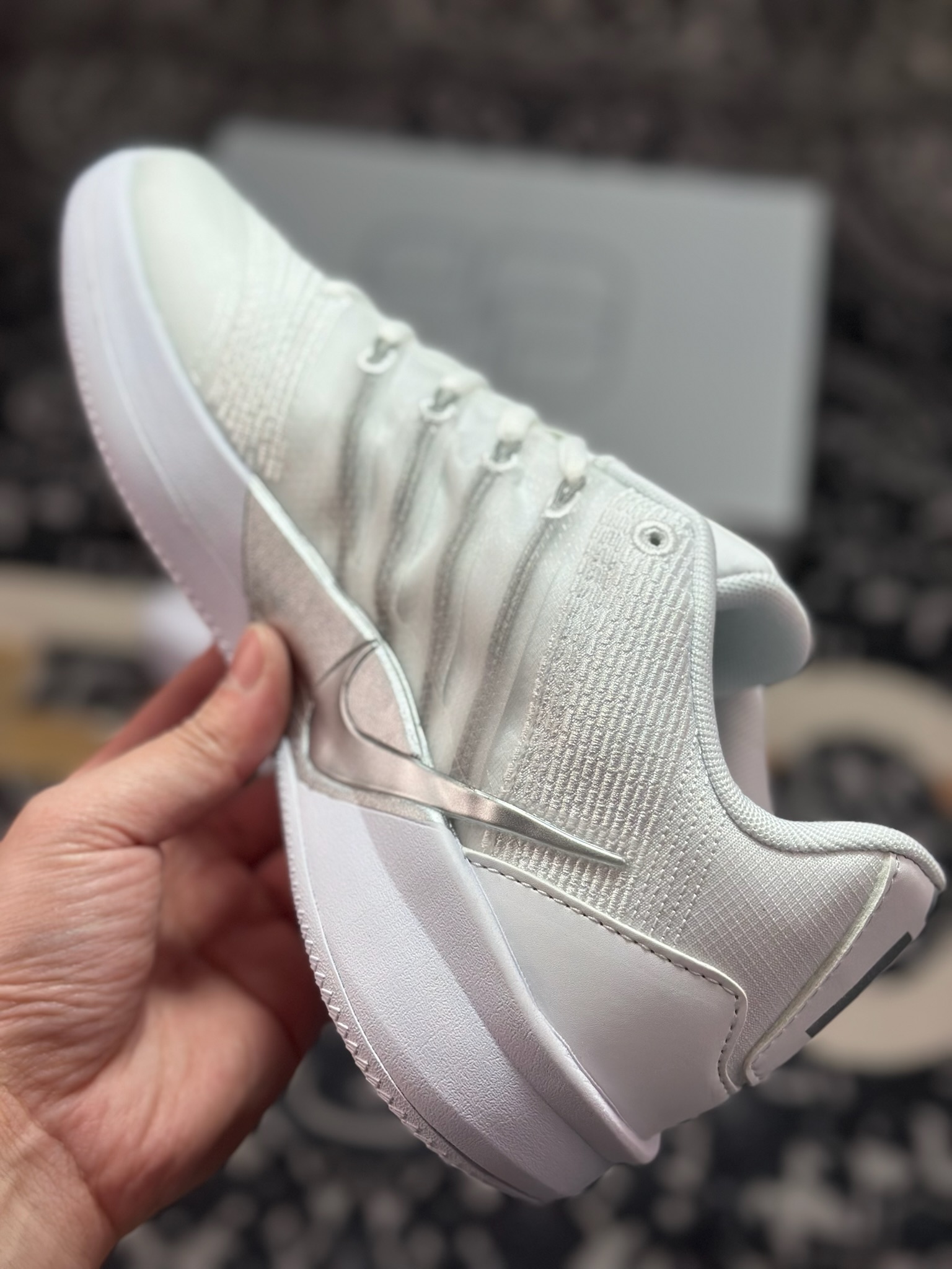 原装级别Nike Sabrina 3 耐克 轻便耐磨 减震 低帮 篮球鞋 HF2881-009 原装级别Nike Sabrina 3 耐克 轻便耐磨 减震 低帮 篮球鞋 HF2881-009