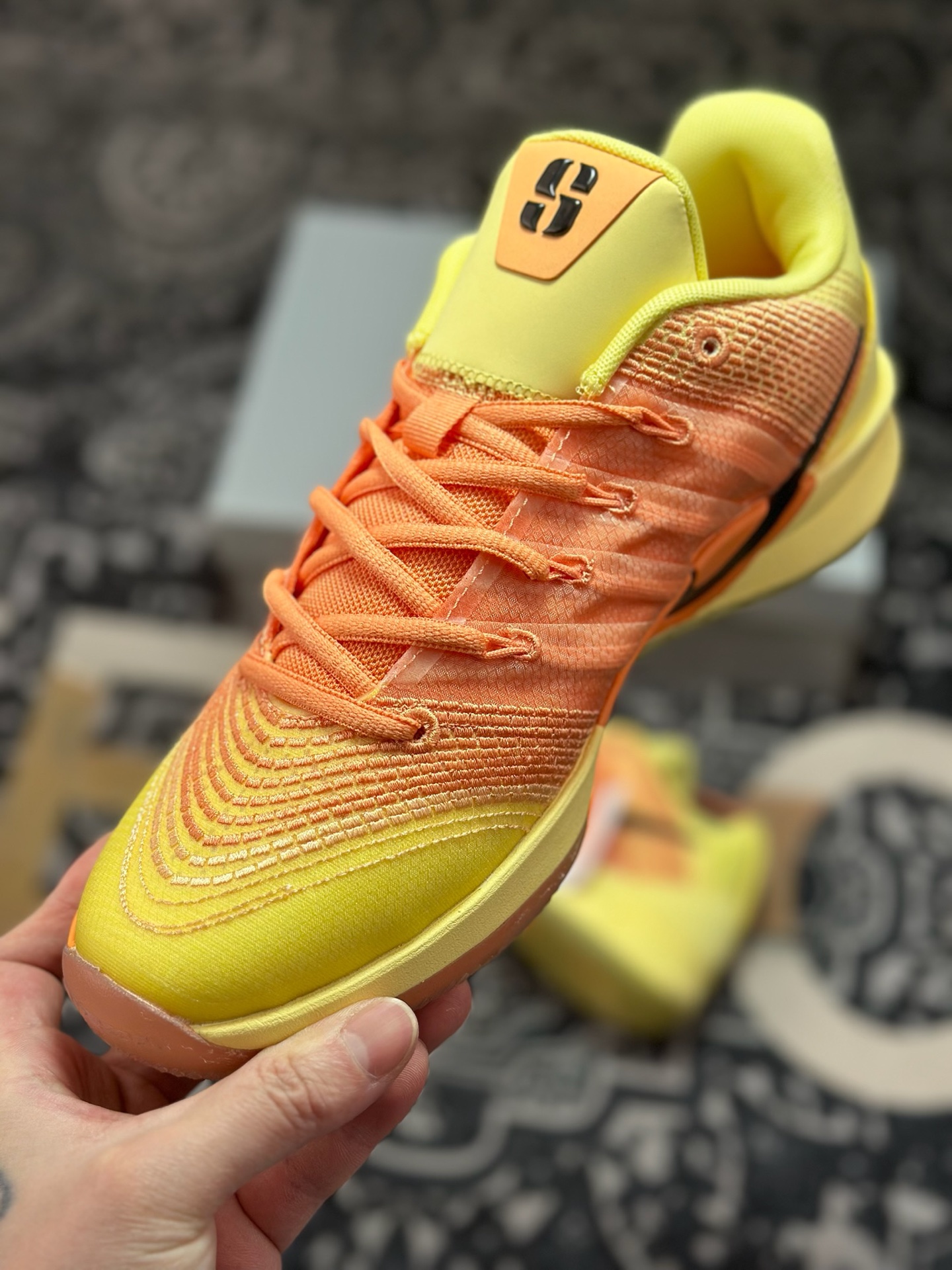 原装级别Nike Sabrina 3 耐克 轻便耐磨 减震 低帮 篮球鞋 IB2273-700 原装级别Nike Sabrina 3 耐克 轻便耐磨 减震 低帮 篮球鞋 IB2273-700