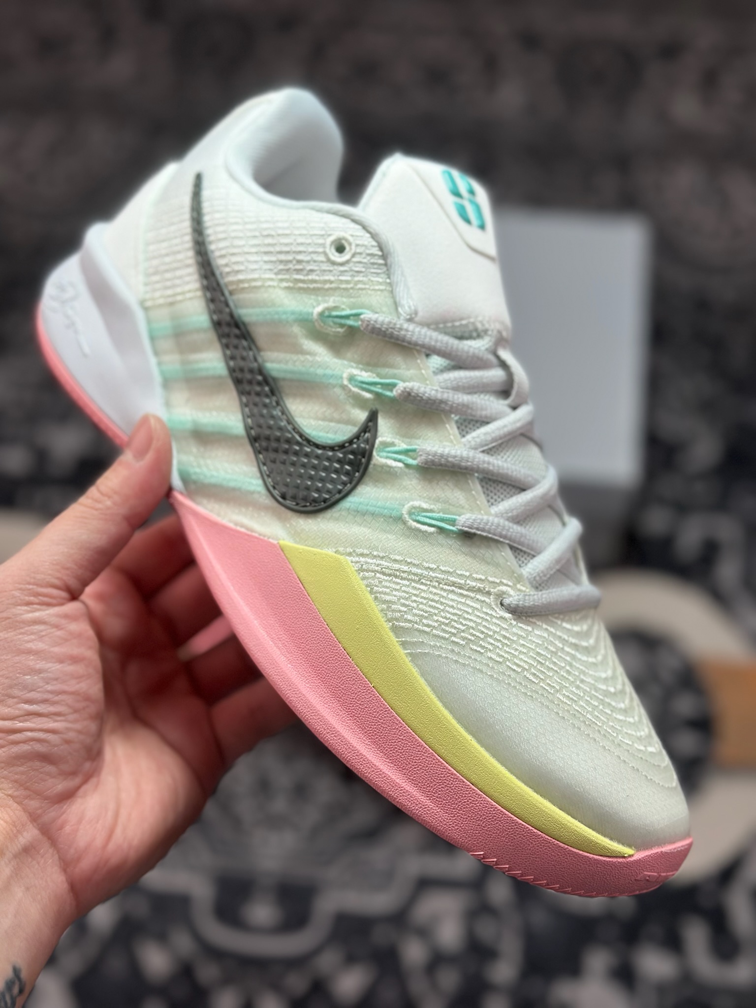 原装级别Nike Sabrina 3 耐克 轻便耐磨 减震 低帮 篮球鞋 HF2881-100 原装级别Nike Sabrina 3 耐克 轻便耐磨 减震 低帮 篮球鞋 HF2881-100