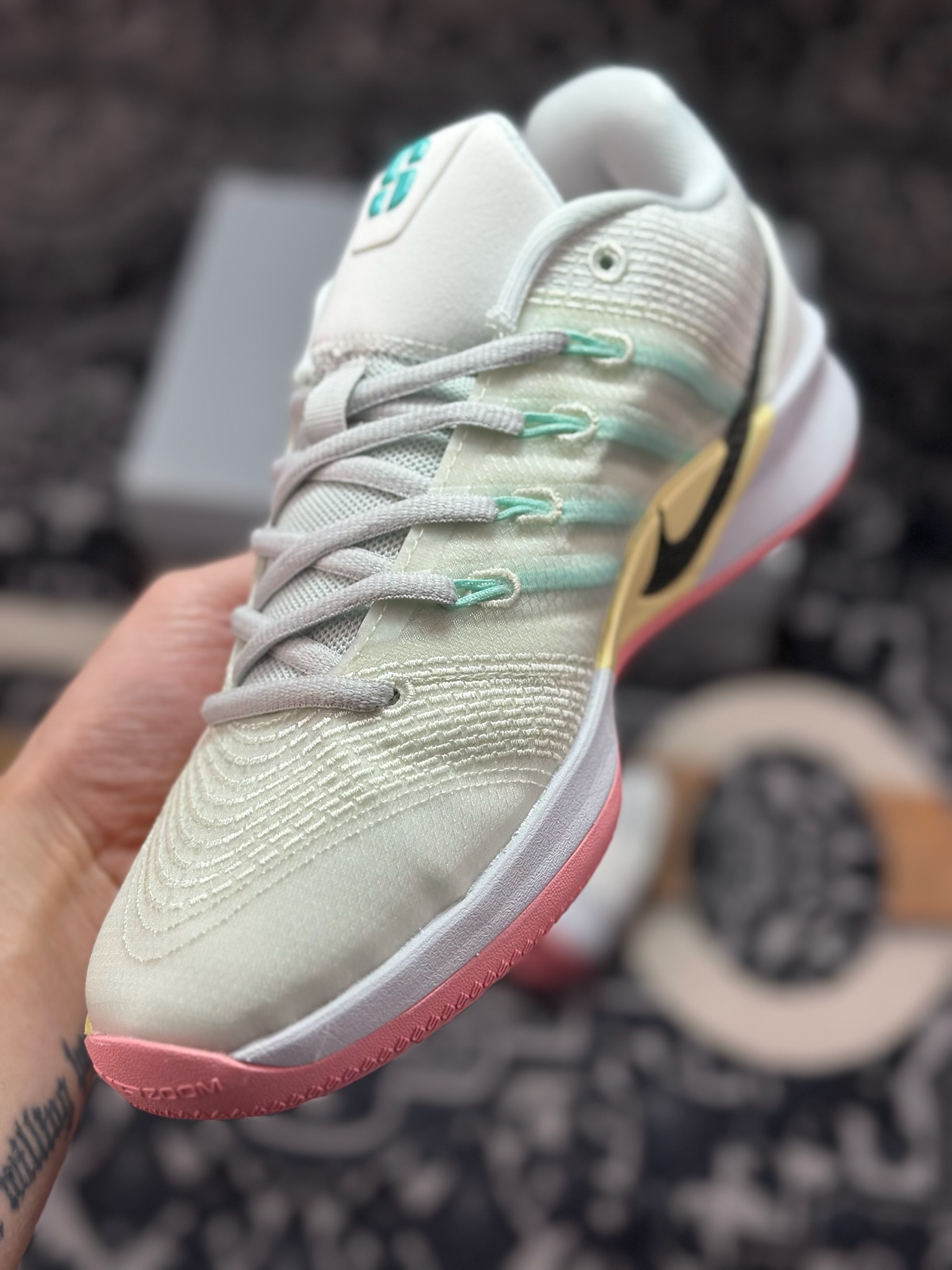 原装级别Nike Sabrina 3 耐克 轻便耐磨 减震 低帮 篮球鞋 HF2881-100 原装级别Nike Sabrina 3 耐克 轻便耐磨 减震 低帮 篮球鞋 HF2881-100