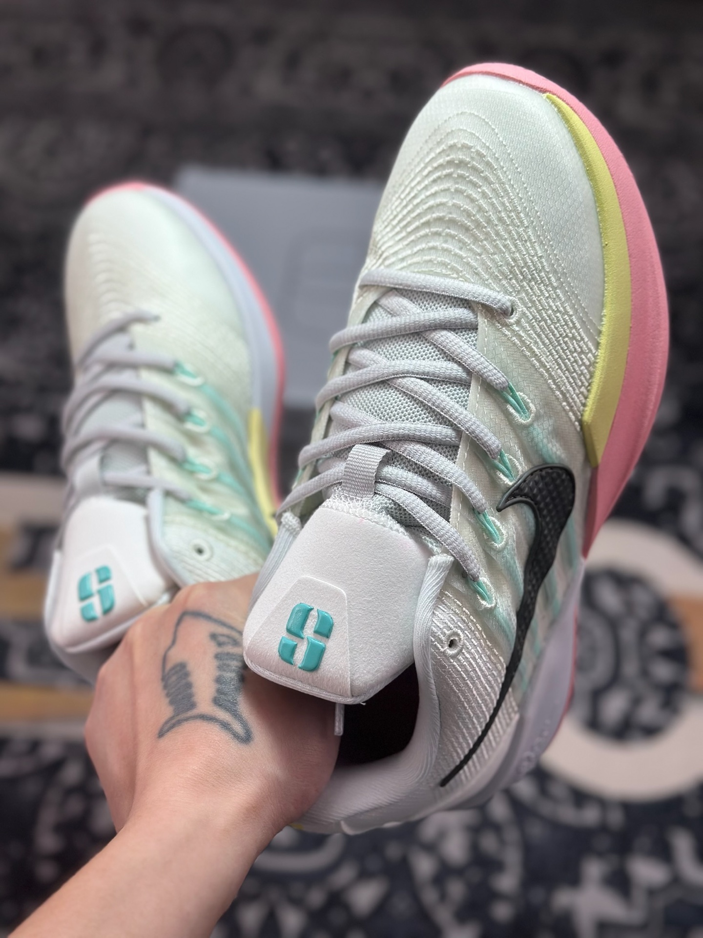 原装级别Nike Sabrina 3 耐克 轻便耐磨 减震 低帮 篮球鞋 HF2881-100 原装级别Nike Sabrina 3 耐克 轻便耐磨 减震 低帮 篮球鞋 HF2881-100