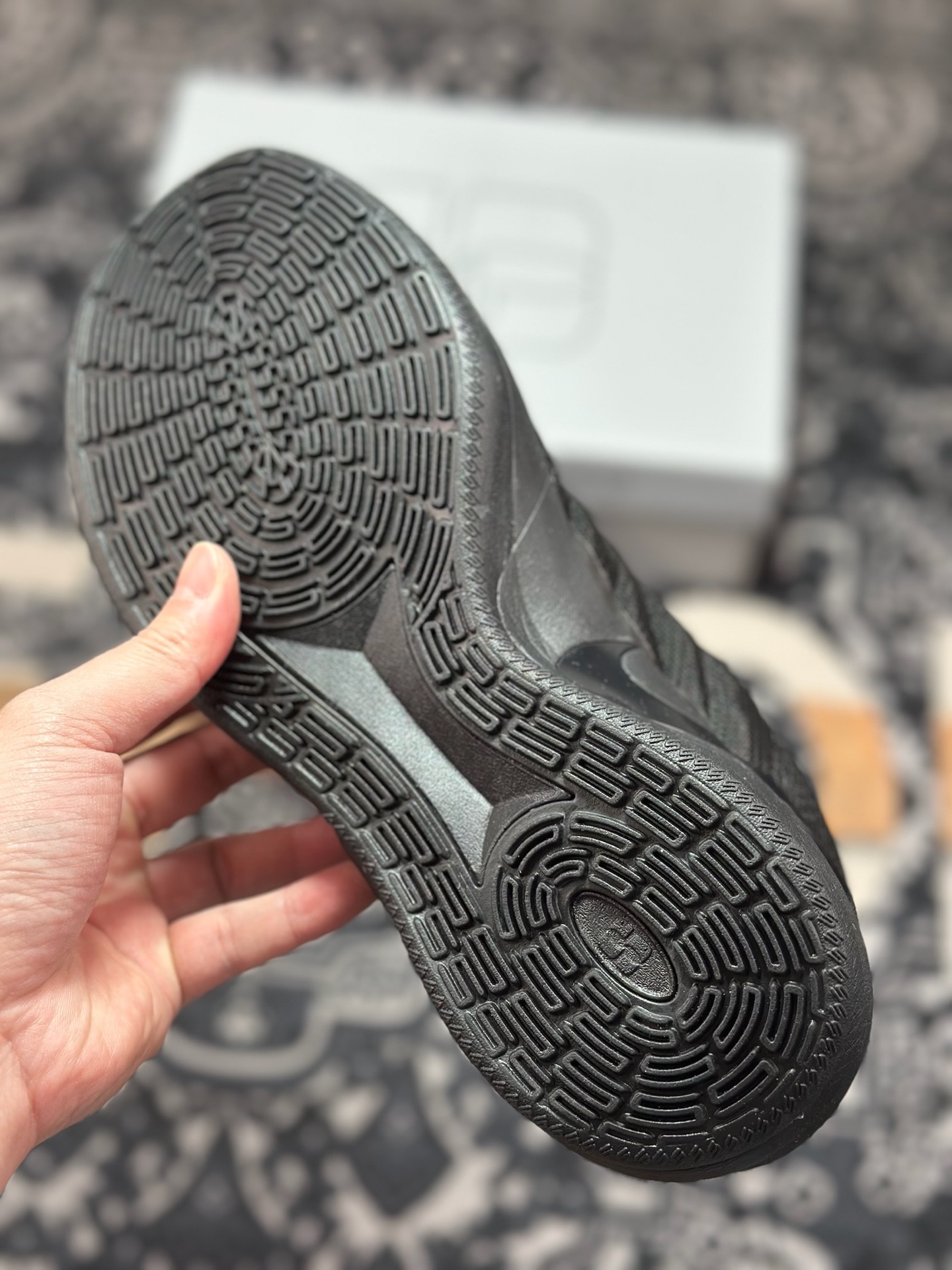 原装级别Nike Sabrina 3 耐克 轻便耐磨 减震 低帮 篮球鞋 HF2881-007 原装级别Nike Sabrina 3 耐克 轻便耐磨 减震 低帮 篮球鞋 HF2881-007