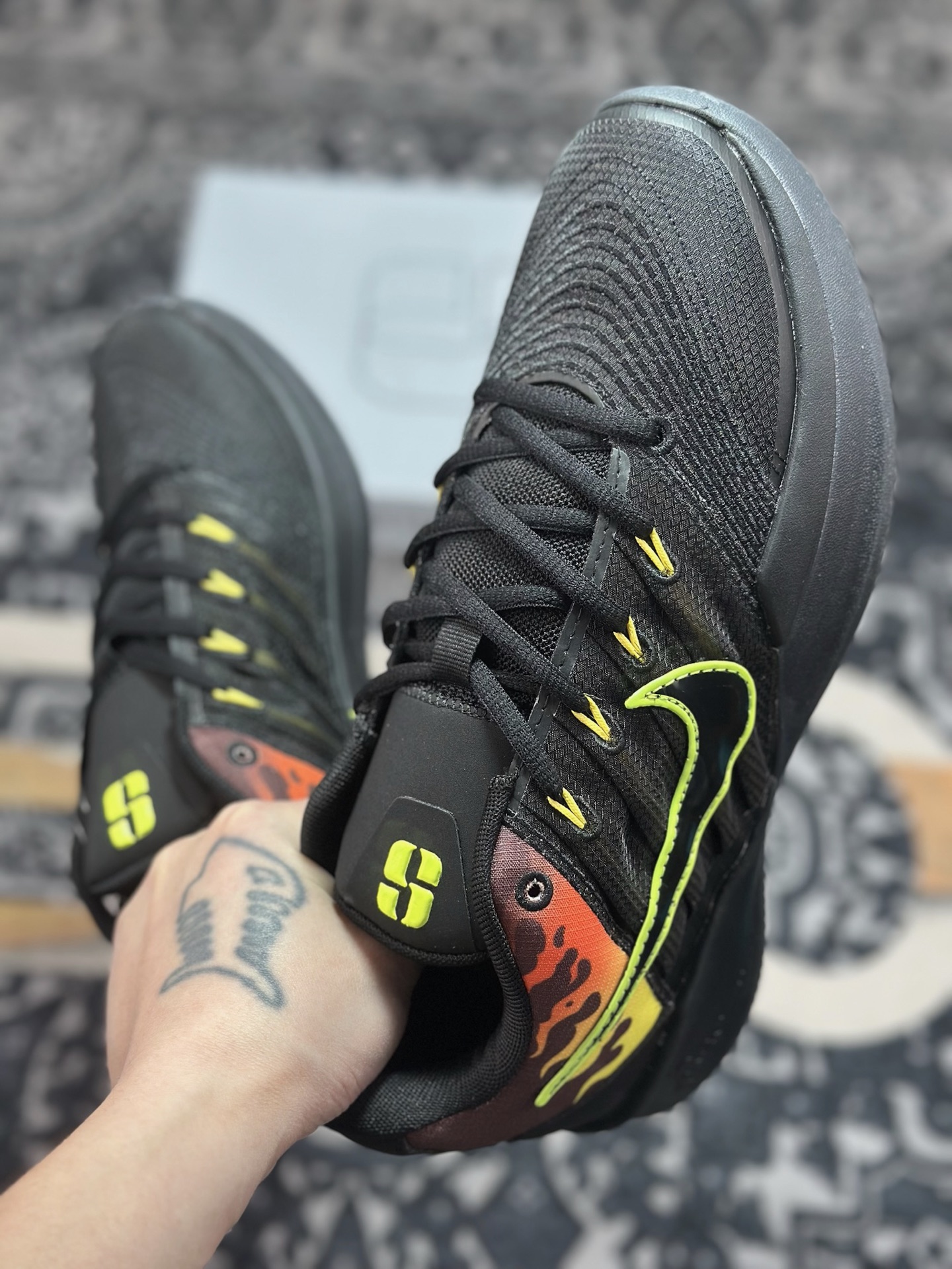 原装级别Nike Sabrina 3 耐克 轻便耐磨 减震 低帮 篮球鞋 HF2881-006 原装级别Nike Sabrina 3 耐克 轻便耐磨 减震 低帮 篮球鞋 HF2881-006