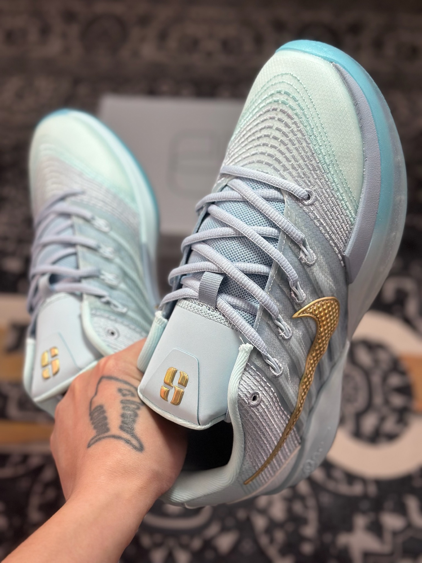 原装级别Nike Sabrina 3 耐克 轻便耐磨 减震 低帮 篮球鞋 HF2881-400 原装级别Nike Sabrina 3 耐克 轻便耐磨 减震 低帮 篮球鞋 HF2881-400