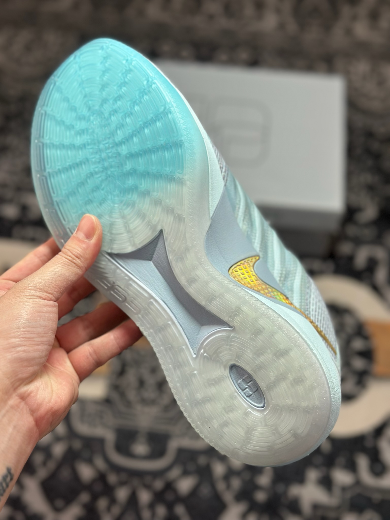 原装级别Nike Sabrina 3 耐克 轻便耐磨 减震 低帮 篮球鞋 HF2881-400 原装级别Nike Sabrina 3 耐克 轻便耐磨 减震 低帮 篮球鞋 HF2881-400
