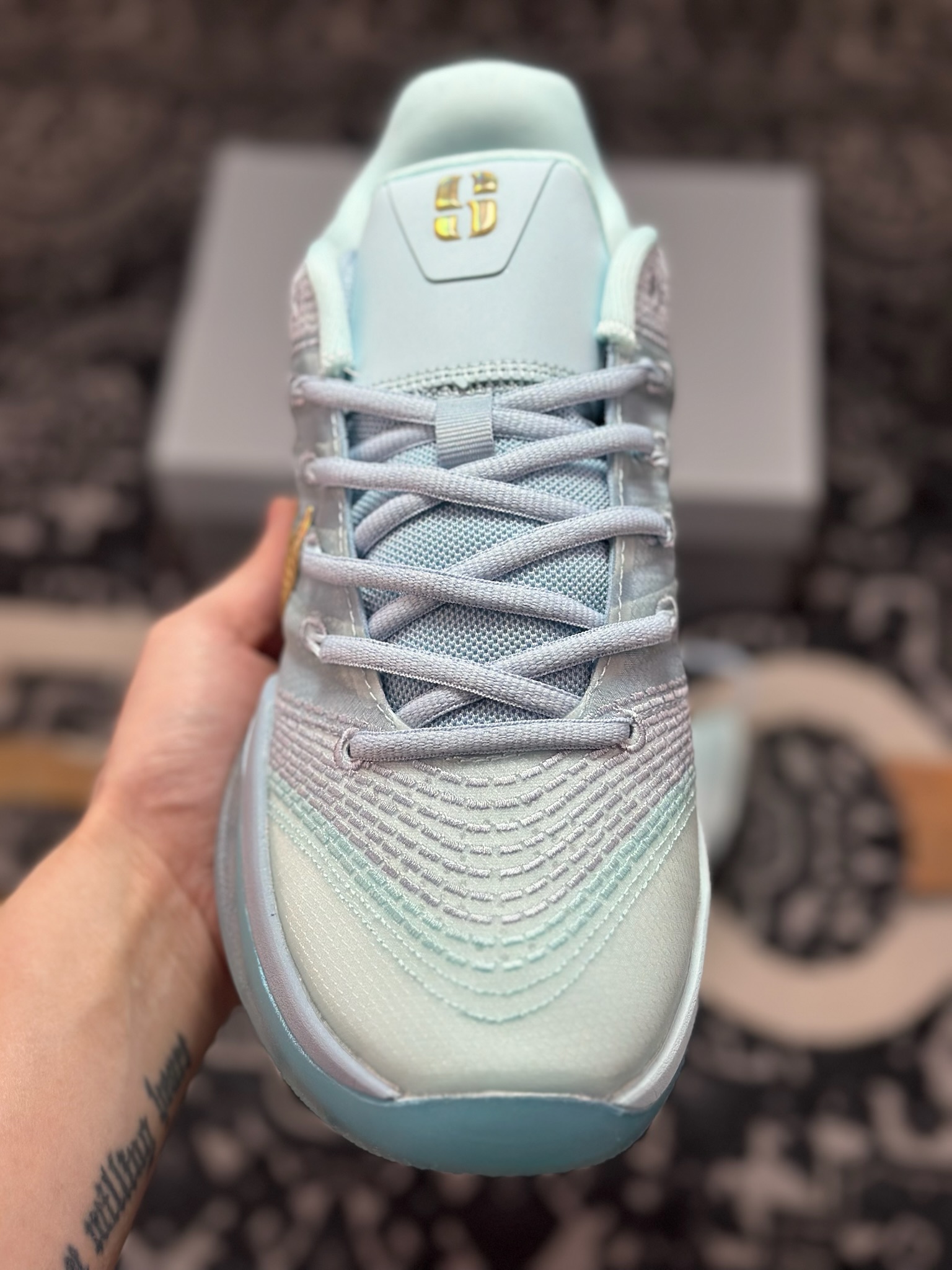原装级别Nike Sabrina 3 耐克 轻便耐磨 减震 低帮 篮球鞋 HF2881-400 原装级别Nike Sabrina 3 耐克 轻便耐磨 减震 低帮 篮球鞋 HF2881-400