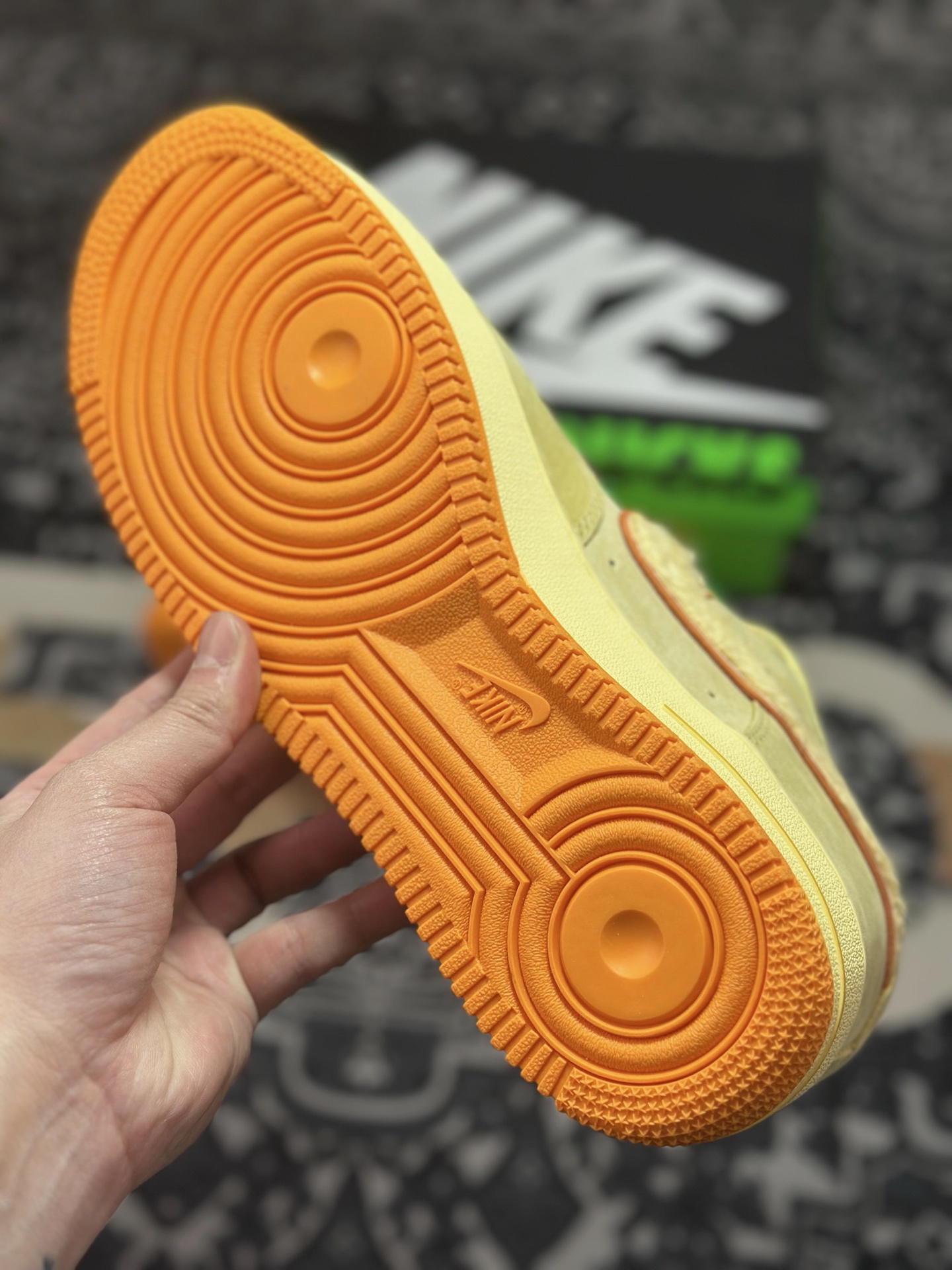原装级别 Doaf x NK Air Force 1 Low 联名款 空军一号低帮休闲板鞋 IU7612-700-Top High Quatity Cheap Sneakers Fashion Clothing Clothes Bags handbags Shoes of all Brand wholesale With The best Quality And Beautiful Price from China Factory Chinese suppliers wholesaler seller 原装级别 Doaf x NK Air Force 1 Low 联名款 空军一号低帮休闲板鞋 IU7612-700