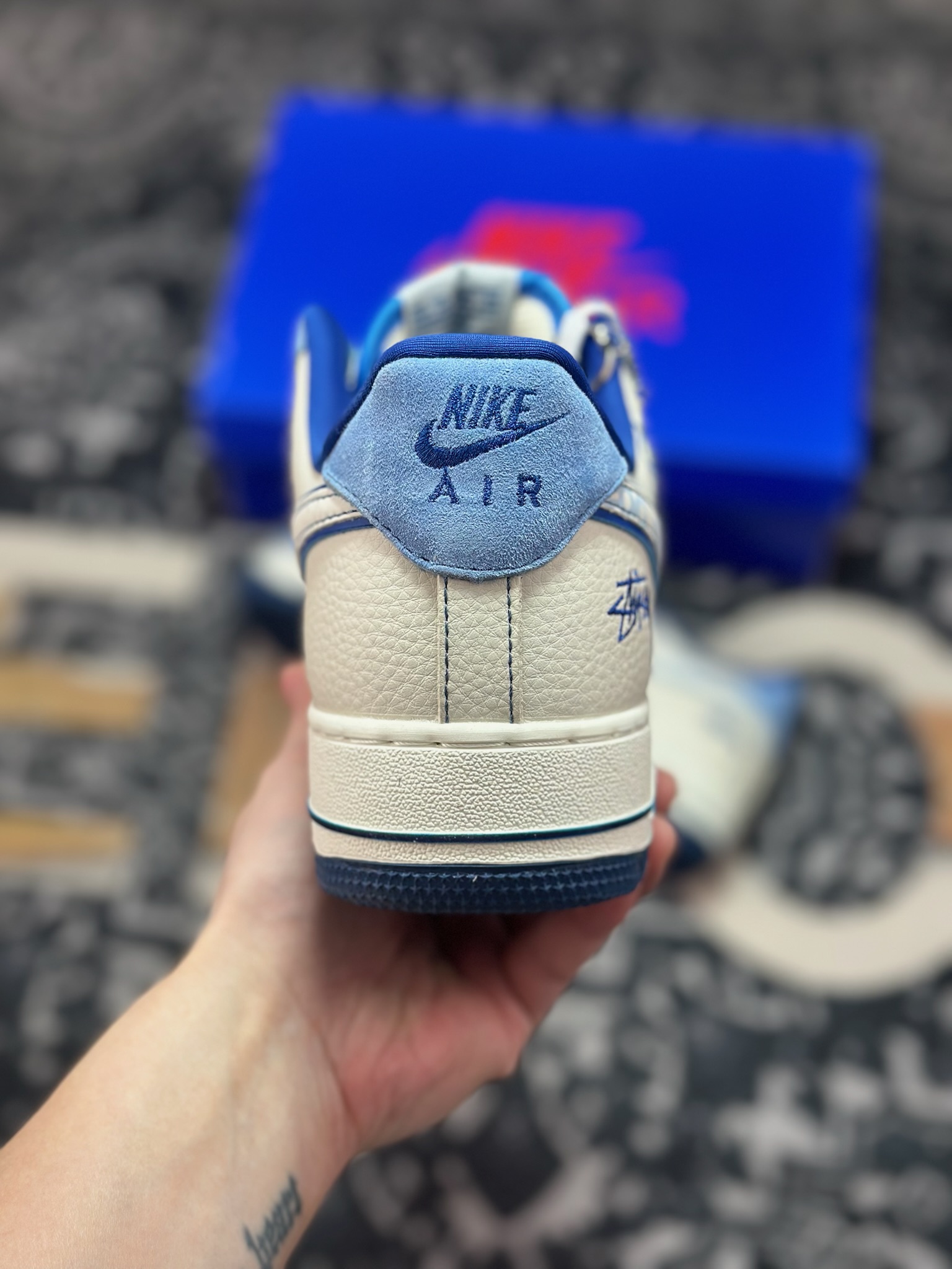 原装级别 Nike Air Force 1'07 Low 联名款 蓝白格调 空军一号低帮休闲板鞋 SY1388-020-Top High Quatity Cheap Sneakers Fashion Clothing Clothes Bags handbags Shoes of all Brand wholesale With The best Quality And Beautiful Price from China Factory Chinese suppliers wholesaler seller 原装级别 Nike Air Force 1'07 Low 联名款 蓝白格调 空军一号低帮休闲板鞋 SY1388-020