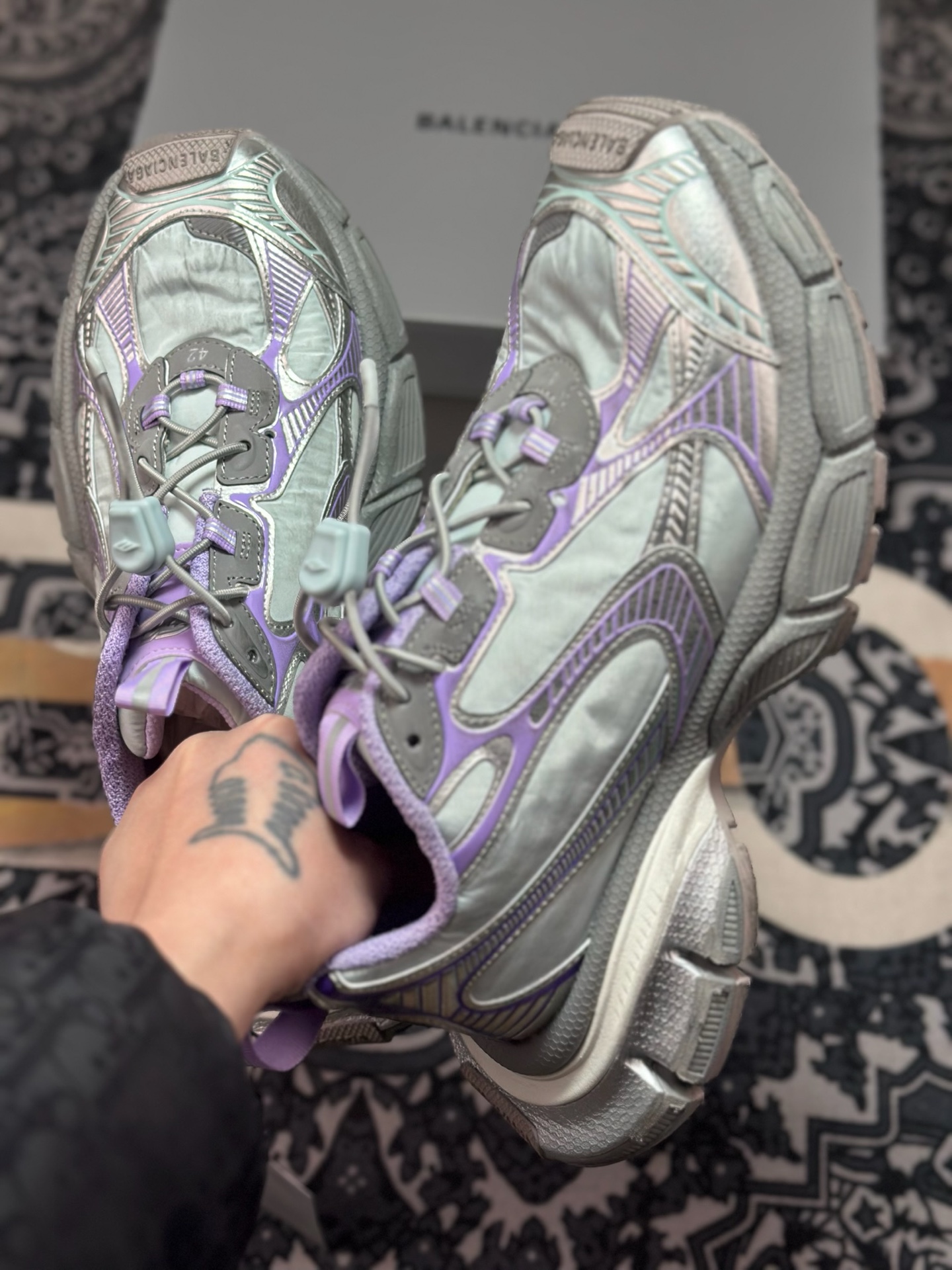 优选 原装级别 Balenciaga 巴黎世家 3XL 做旧复古老爹鞋 734731 巴黎世家十代 全套配件鞋盒-Top High Quatity Cheap Sneakers Fashion Clothing Clothes Bags handbags Shoes of all Brand wholesale With The best Quality And Beautiful Price from China Factory Chinese suppliers wholesaler seller 优选 原装级别 Balenciaga 巴黎世家 3XL 做旧复古老爹鞋 734731 巴黎世家十代 全套配件鞋盒