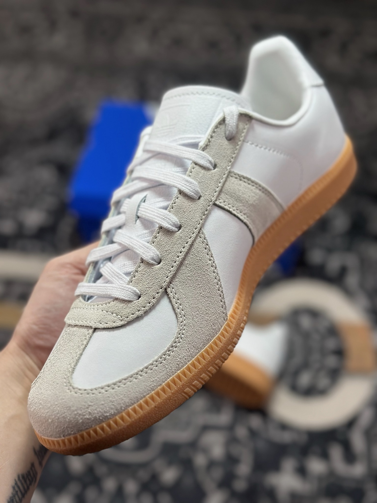 优选 原装级别 Adidas BW ARMY 阿迪三叶草复古休闲板鞋 JR2002