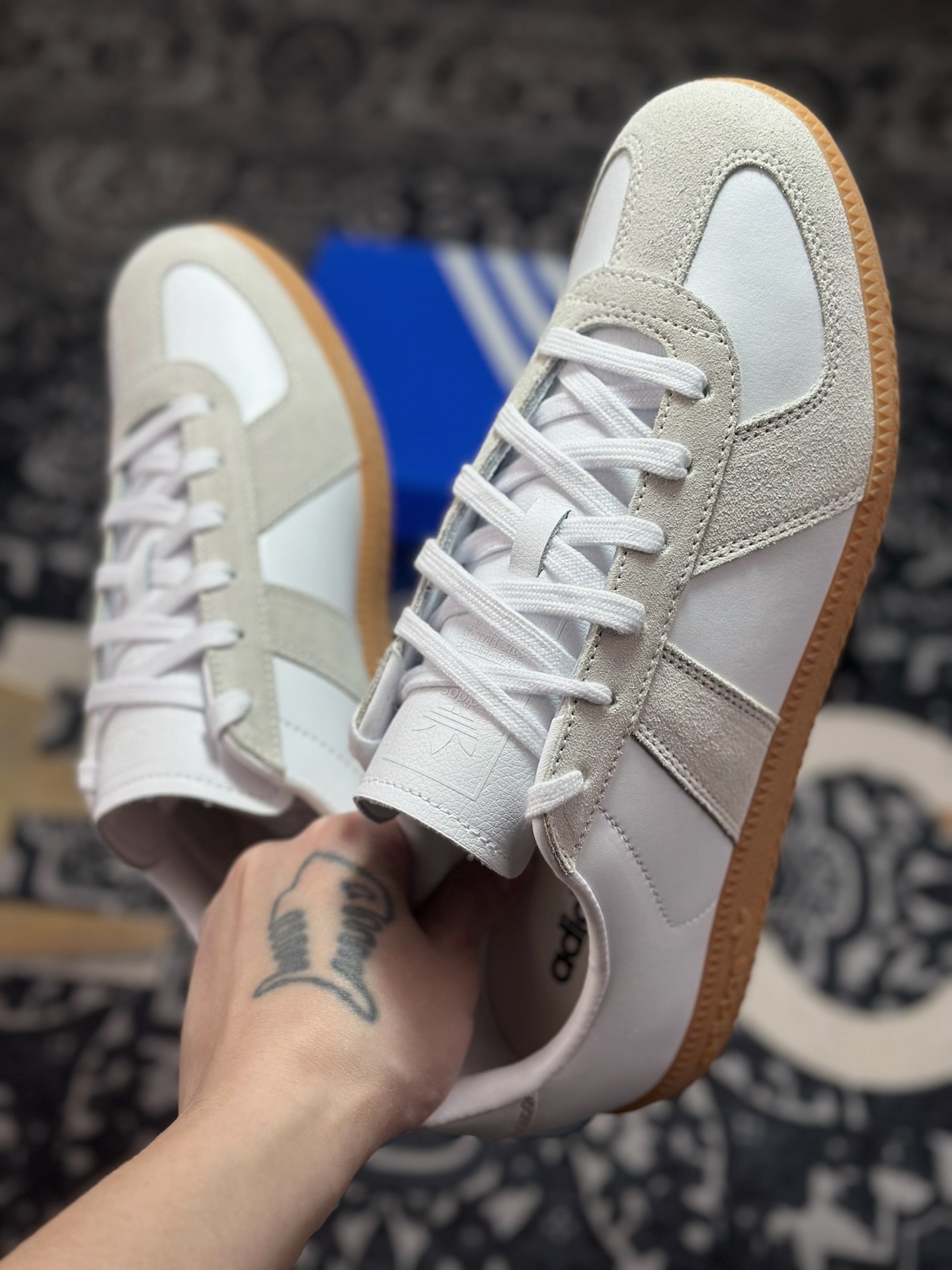 优选 原装级别 Adidas BW ARMY 阿迪三叶草复古休闲板鞋 JR2002