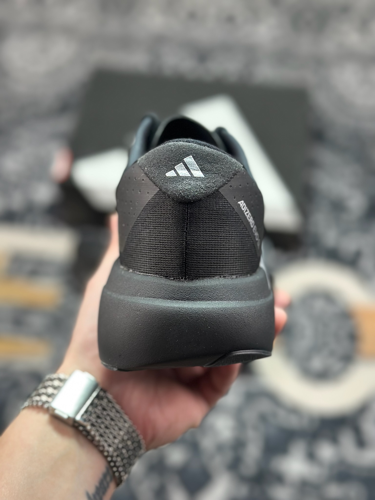 优选 原装级别 PKAD Adizero Evo SL M 白黑零度系列马拉松轻量竞速运动跑鞋 KJ9663-Top High Quatity Cheap Sneakers Fashion Clothing Clothes Bags handbags Shoes of all Brand wholesale With The best Quality And Beautiful Price from China Factory Chinese suppliers wholesaler seller 优选 原装级别 PKAD Adizero Evo SL M 白黑零度系列马拉松轻量竞速运动跑鞋 KJ9663