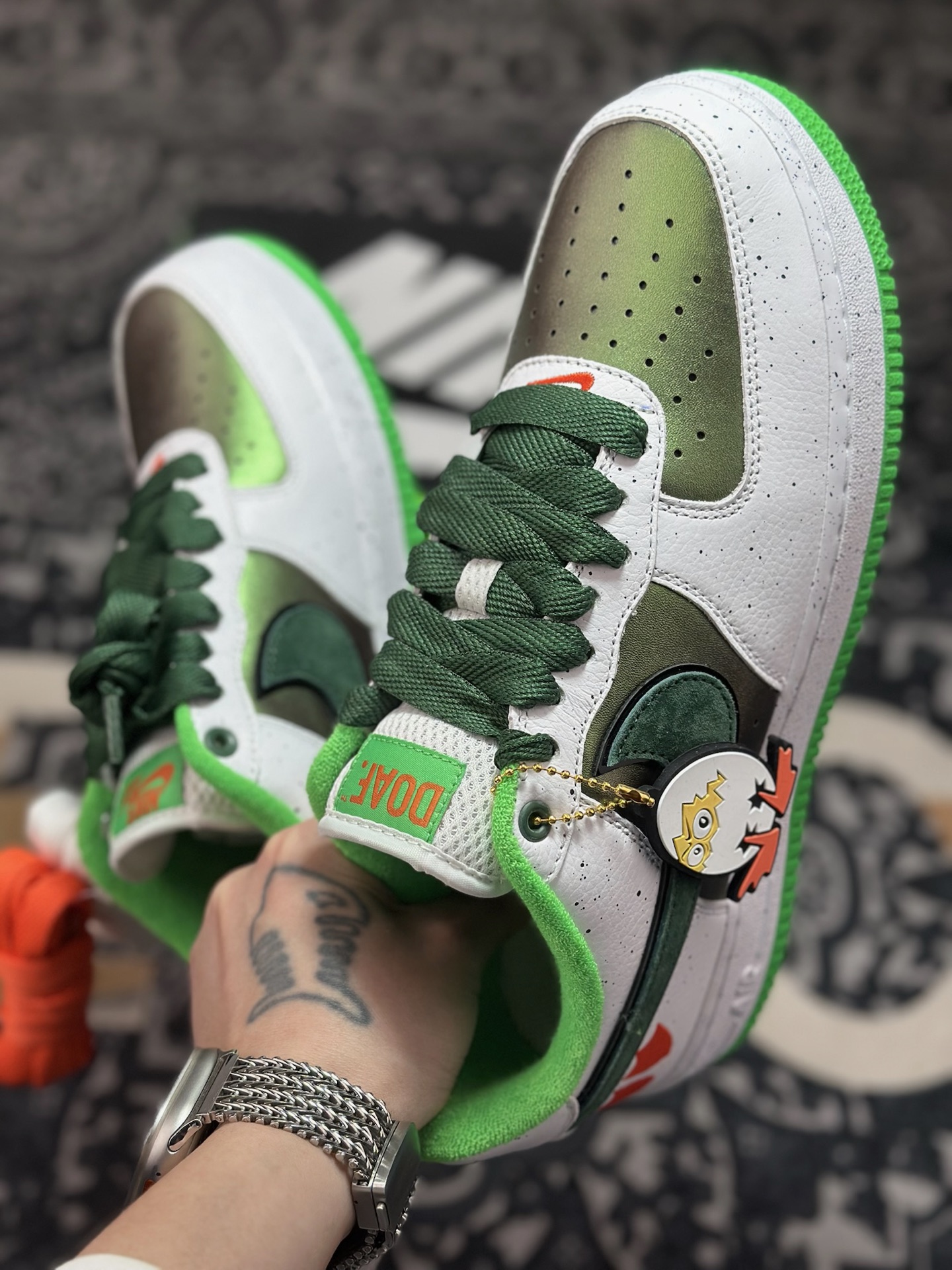 优选 原装级别 Nike x DOAF Air Force 1 Egg or Duck 白绿色 IU7613-100-Top High Quatity Cheap Sneakers Fashion Clothing Clothes Bags handbags Shoes of all Brand wholesale With The best Quality And Beautiful Price from China Factory Chinese suppliers wholesaler seller 优选 原装级别 Nike x DOAF Air Force 1 Egg or Duck 白绿色 IU7613-100