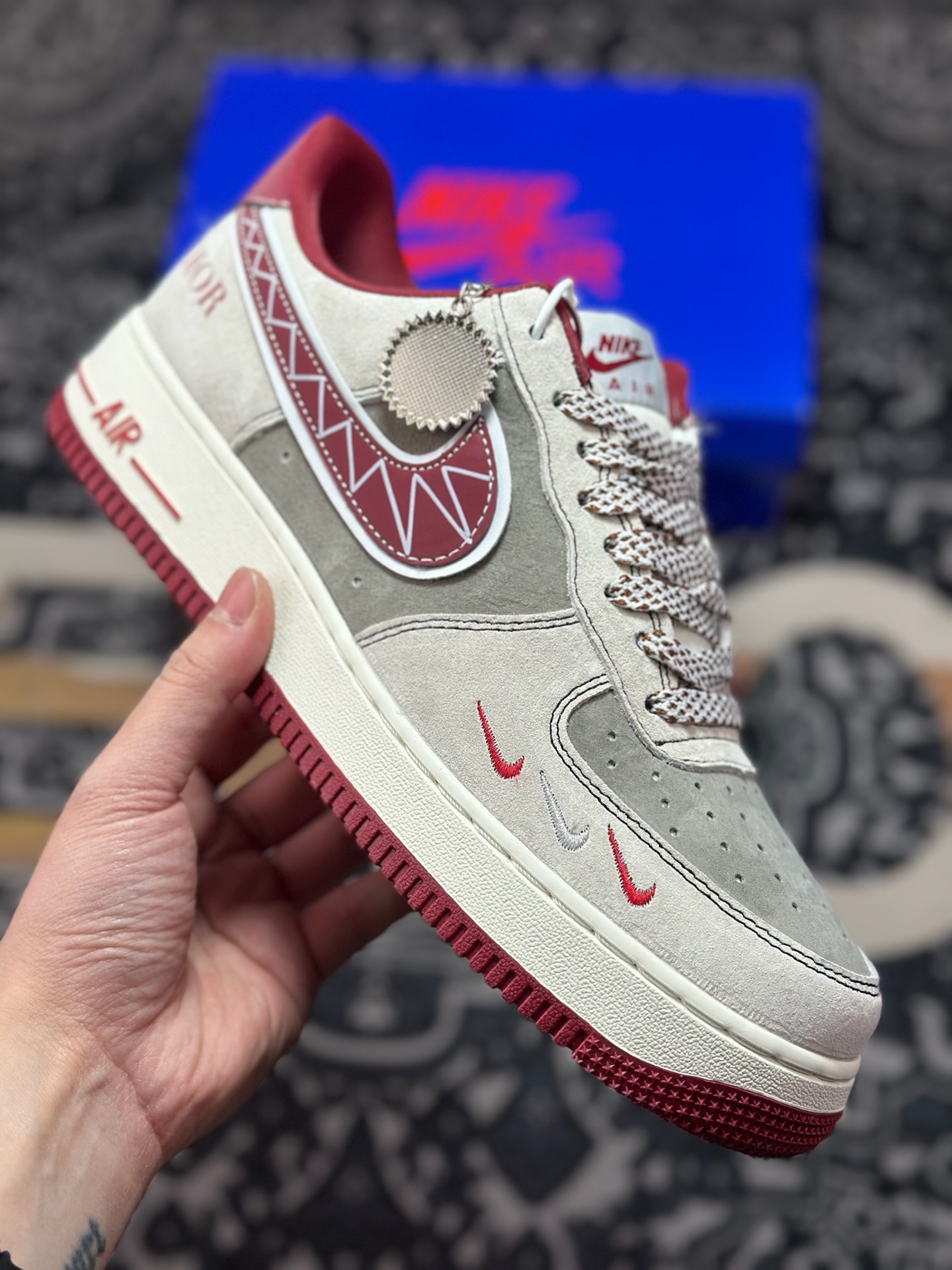 原装级别 Nike Air Force 1'07 Low Dior联名款 空军一号低帮休闲板鞋 SY1388-028-Top High Quatity Cheap Sneakers Fashion Clothing Clothes Bags handbags Shoes of all Brand wholesale With The best Quality And Beautiful Price from China Factory Chinese suppliers wholesaler seller 原装级别 Nike Air Force 1'07 Low Dior联名款 空军一号低帮休闲板鞋 SY1388-028