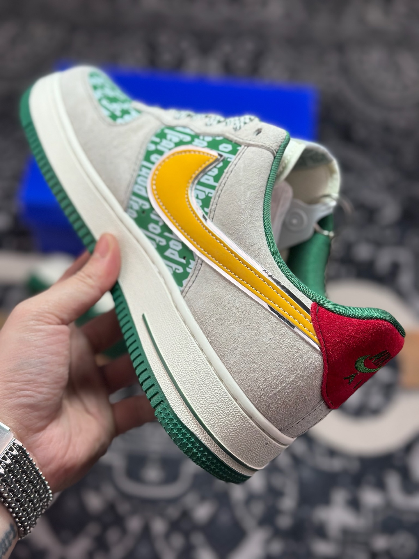 原装级别 Nike Air Force 1'07 Low 灰绿撞色 空军一号低帮休闲板鞋 SY1388-025-Top High Quatity Cheap Sneakers Fashion Clothing Clothes Bags handbags Shoes of all Brand wholesale With The best Quality And Beautiful Price from China Factory Chinese suppliers wholesaler seller 原装级别 Nike Air Force 1'07 Low 灰绿撞色 空军一号低帮休闲板鞋 SY1388-025