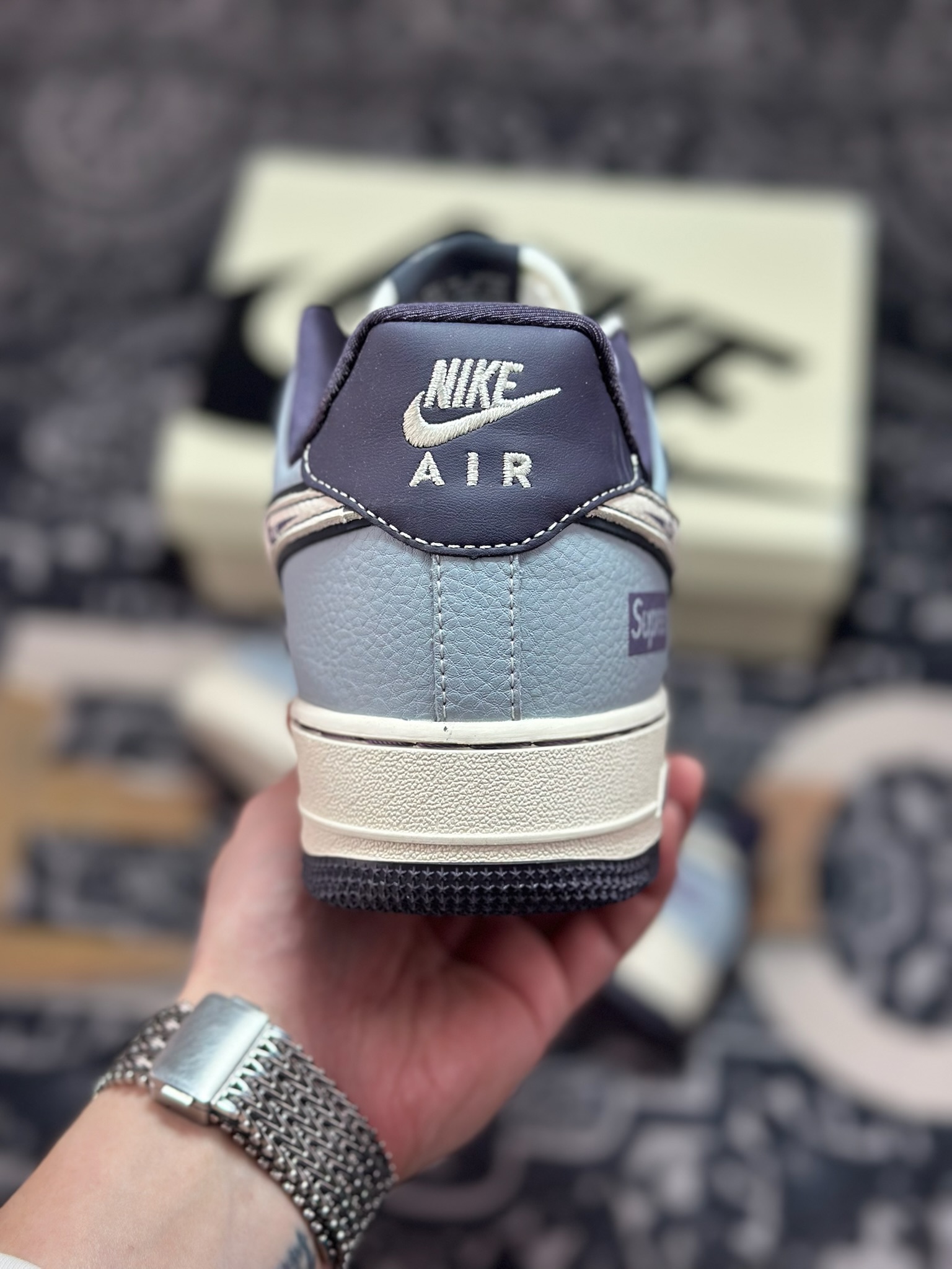 原装级别 Sup x Air Force 1 Low 米白蓝 DD1928-308-Top High Quatity Cheap Sneakers Fashion Clothing Clothes Bags handbags Shoes of all Brand wholesale With The best Quality And Beautiful Price from China Factory Chinese suppliers wholesaler seller 原装级别 Sup x Air Force 1 Low 米白蓝 DD1928-308