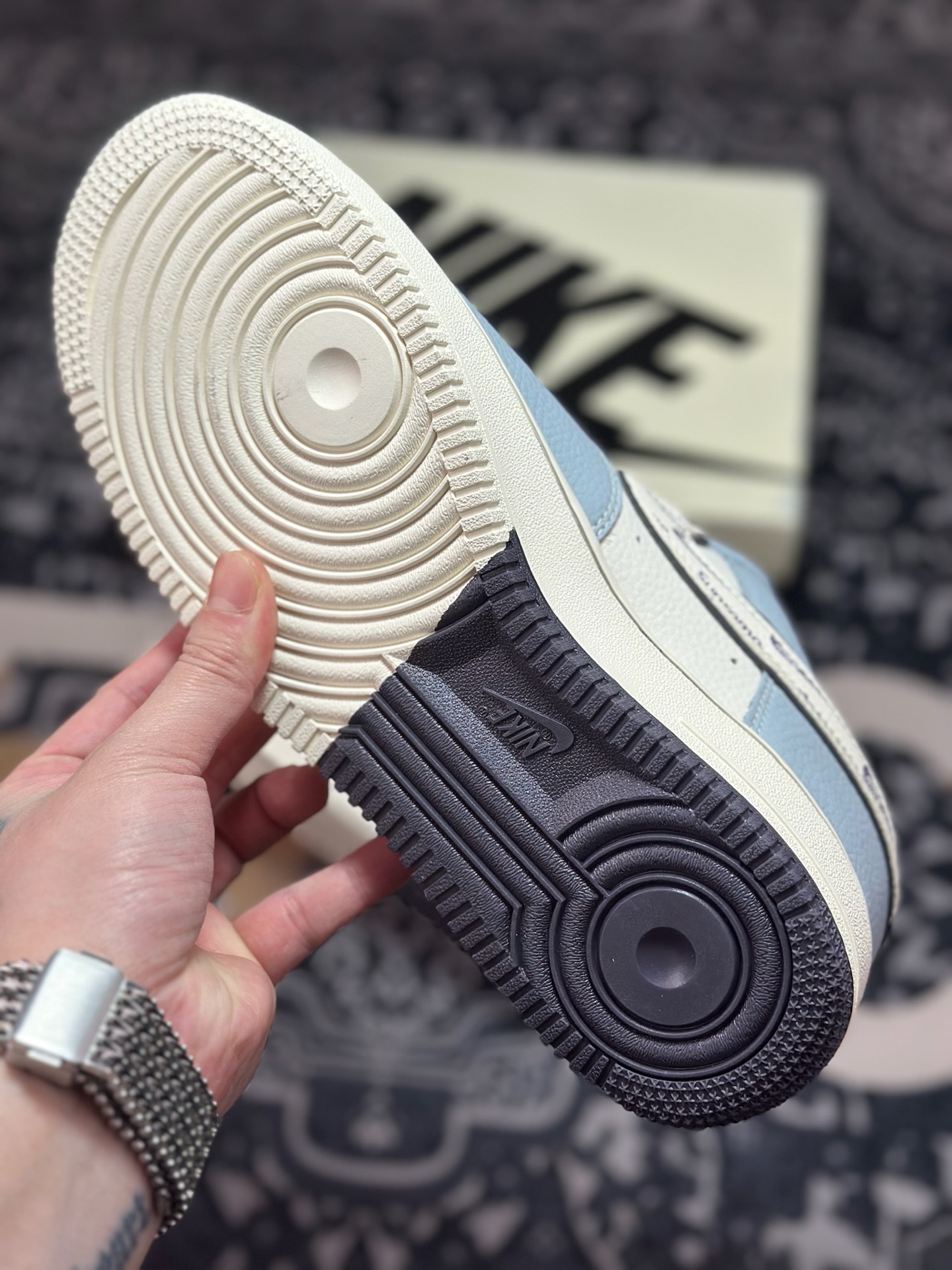 原装级别 Sup x Air Force 1 Low 米白蓝 DD1928-308-Top High Quatity Cheap Sneakers Fashion Clothing Clothes Bags handbags Shoes of all Brand wholesale With The best Quality And Beautiful Price from China Factory Chinese suppliers wholesaler seller 原装级别 Sup x Air Force 1 Low 米白蓝 DD1928-308