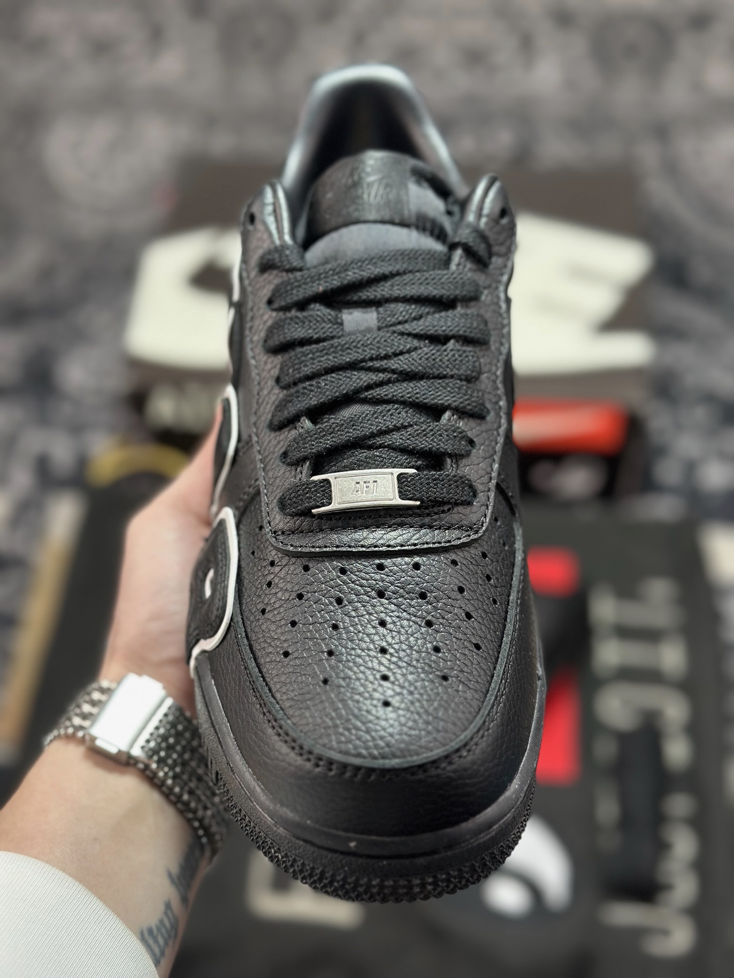 Cactus Plant Flea Market/CPFM x Nike Air Force 1 07 Low”Black White”空军一号系列低帮经典百搭休闲运动板鞋“联名黑白大补丁字母” HJ8463-001-Top High Quatity Cheap Sneakers Fashion Clothing Clothes Bags handbags Shoes of all Brand wholesale With The best Quality And Beautiful Price from China Factory Chinese suppliers wholesaler seller Cactus Plant Flea Market/CPFM x Nike Air Force 1 07 Low”Black White”空军一号系列低帮经典百搭休闲运动板鞋“联名黑白大补丁字母” HJ8463-001
