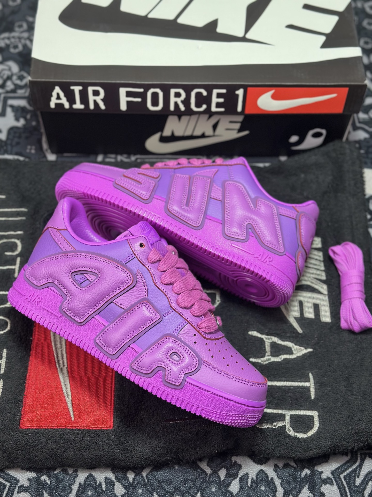 Cactus Plant Flea Market/CPFM x Nike Air Force 1 07 Low”Fuchsia Dream”空军一号系列低帮经典百搭休闲运动板鞋“联名梦幻紫放大补丁字母”FQ7069-500-Chinese wholesaler seller Clothes Bags handbags wholesale Shoes High Quatity wholesaler seller Cheap Sneakers from China Factory Chinese suppliers china wholesale clothing wholesaler seller Cactus Plant Flea Market/CPFM x Nike Air Force 1 07 Low”Fuchsia Dream”空军一号系列低帮经典百搭休闲运动板鞋“联名梦幻紫放大补丁字母”FQ7069-500