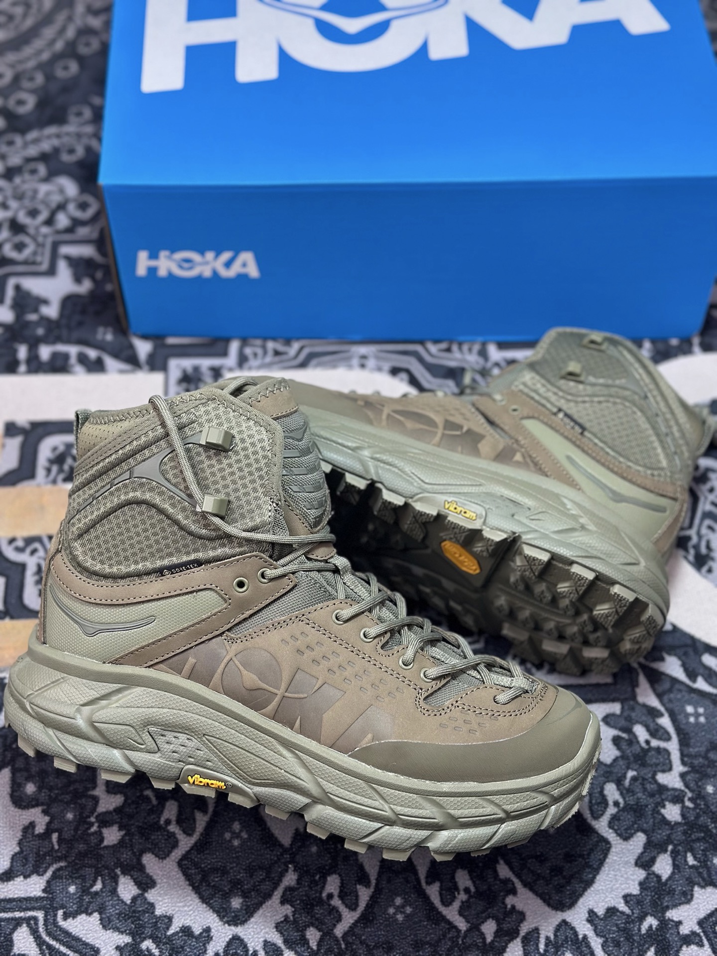 优选 原装级别 原厂防泼水 HOKA ONE ONE Tor Ultra HI 舒适休闲 减震防滑耐磨-Chinese wholesaler seller Clothes Bags handbags wholesale Shoes High Quatity wholesaler seller Cheap Sneakers from China Factory Chinese suppliers china wholesale clothing wholesaler seller 优选 原装级别 原厂防泼水 HOKA ONE ONE Tor Ultra HI 舒适休闲 减震防滑耐磨