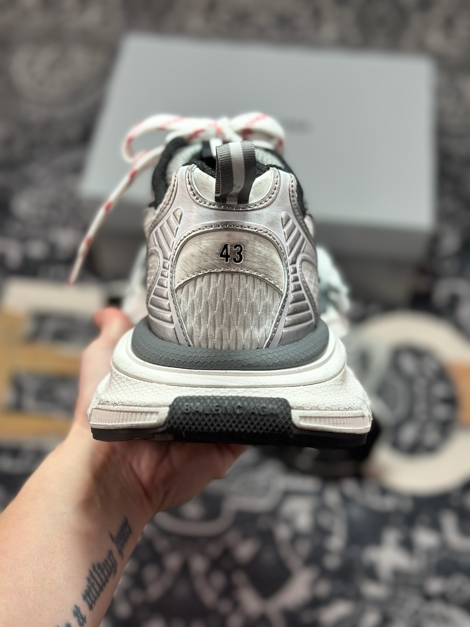 优选 原装级别 Balenciaga 巴黎世家 3XL 做旧复古老爹鞋 840090 巴黎世家十代 全套配件鞋盒-Chinese wholesaler seller Clothes Bags handbags wholesale Shoes High Quatity wholesaler seller Cheap Sneakers from China Factory Chinese suppliers china wholesale clothing wholesaler seller 优选 原装级别 Balenciaga 巴黎世家 3XL 做旧复古老爹鞋 840090 巴黎世家十代 全套配件鞋盒