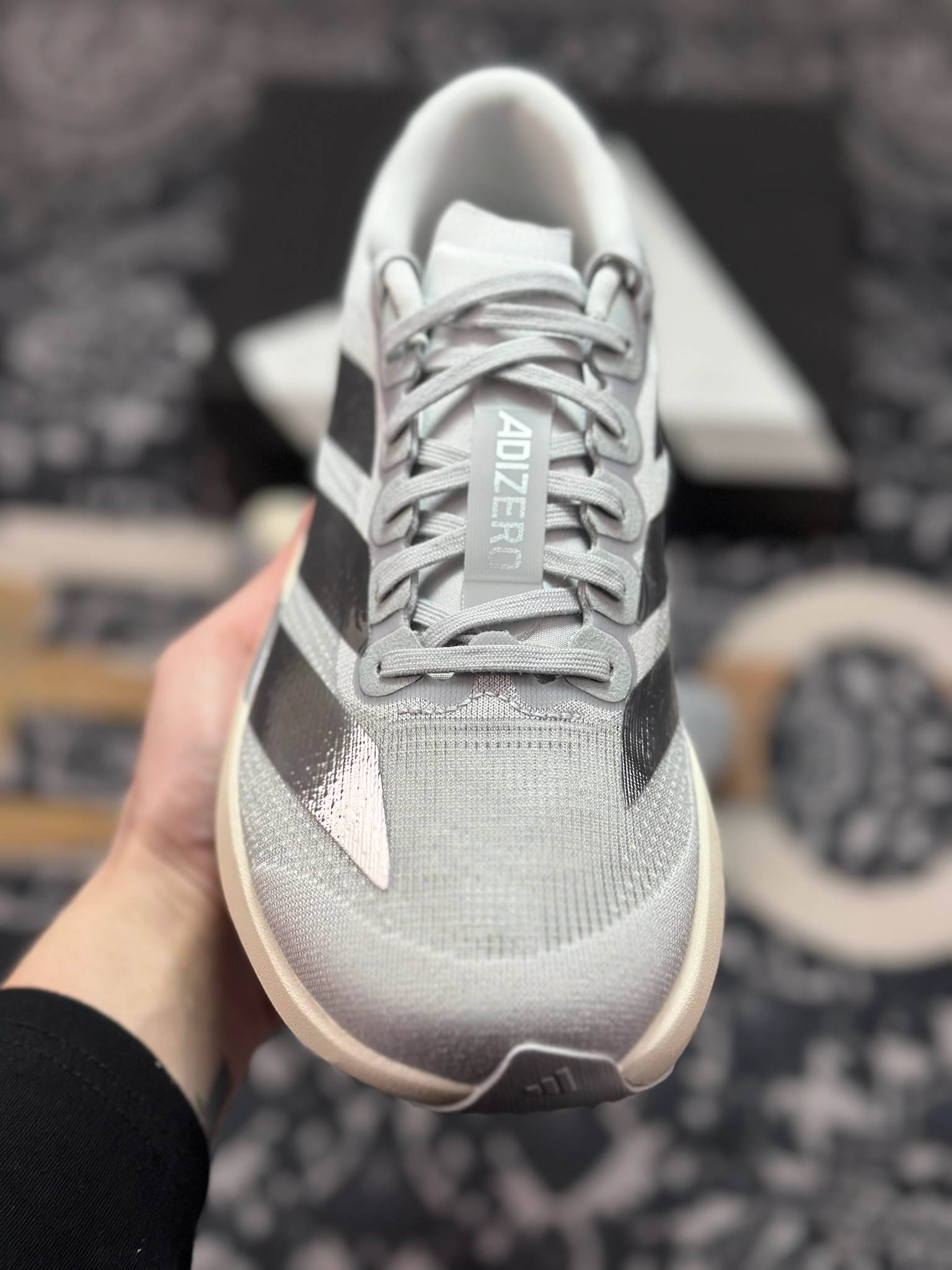 优选 原装级别 PKAD Adizero Evo SL M 白黑零度系列马拉松轻量竞速运动跑鞋银灰 KJ9664-Chinese wholesaler seller Clothes Bags handbags wholesale Shoes High Quatity wholesaler seller Cheap Sneakers from China Factory Chinese suppliers china wholesale clothing wholesaler seller 优选 原装级别 PKAD Adizero Evo SL M 白黑零度系列马拉松轻量竞速运动跑鞋银灰 KJ9664