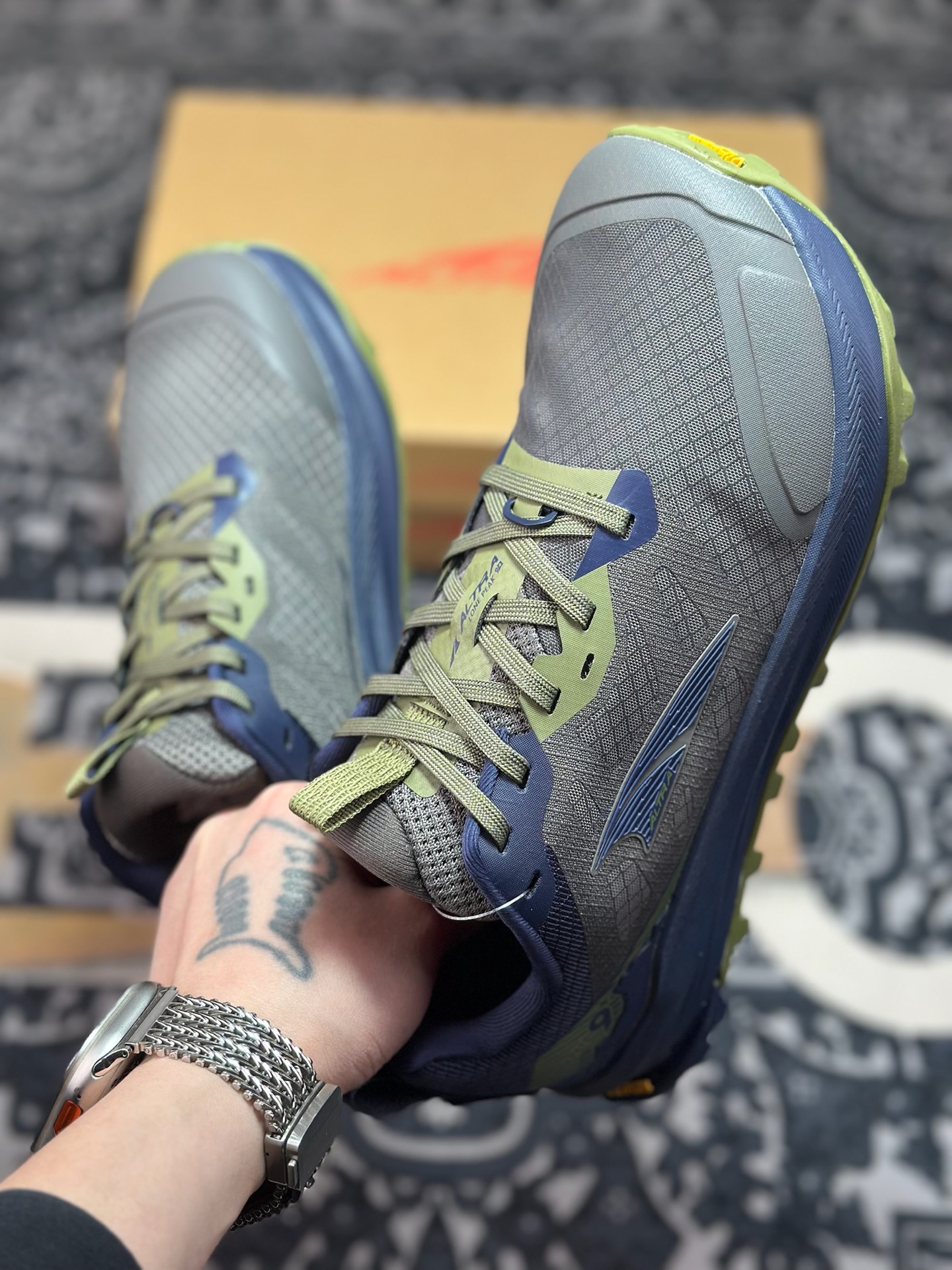 原装级别 平台专供 Altra Lone Peak 9 蓝绿色 AL0A85RG315-Top High Quatity Cheap Sneakers Fashion Clothing Clothes Bags handbags Shoes of all Brand wholesale With The best Quality And Beautiful Price from China Factory Chinese suppliers wholesaler seller 原装级别 平台专供 Altra Lone Peak 9 蓝绿色 AL0A85RG315