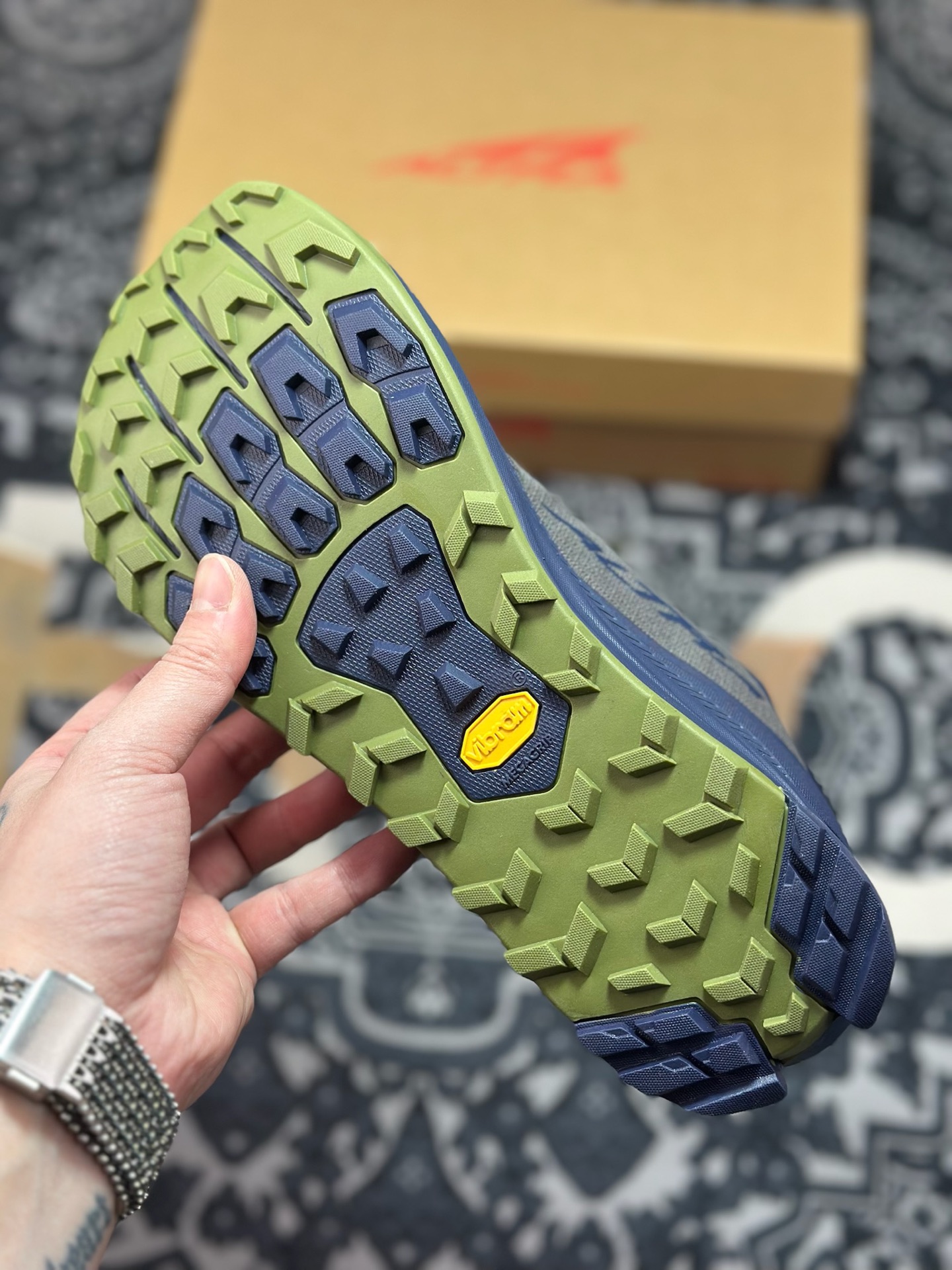 原装级别 平台专供 Altra Lone Peak 9 蓝绿色 AL0A85RG315-Top High Quatity Cheap Sneakers Fashion Clothing Clothes Bags handbags Shoes of all Brand wholesale With The best Quality And Beautiful Price from China Factory Chinese suppliers wholesaler seller 原装级别 平台专供 Altra Lone Peak 9 蓝绿色 AL0A85RG315