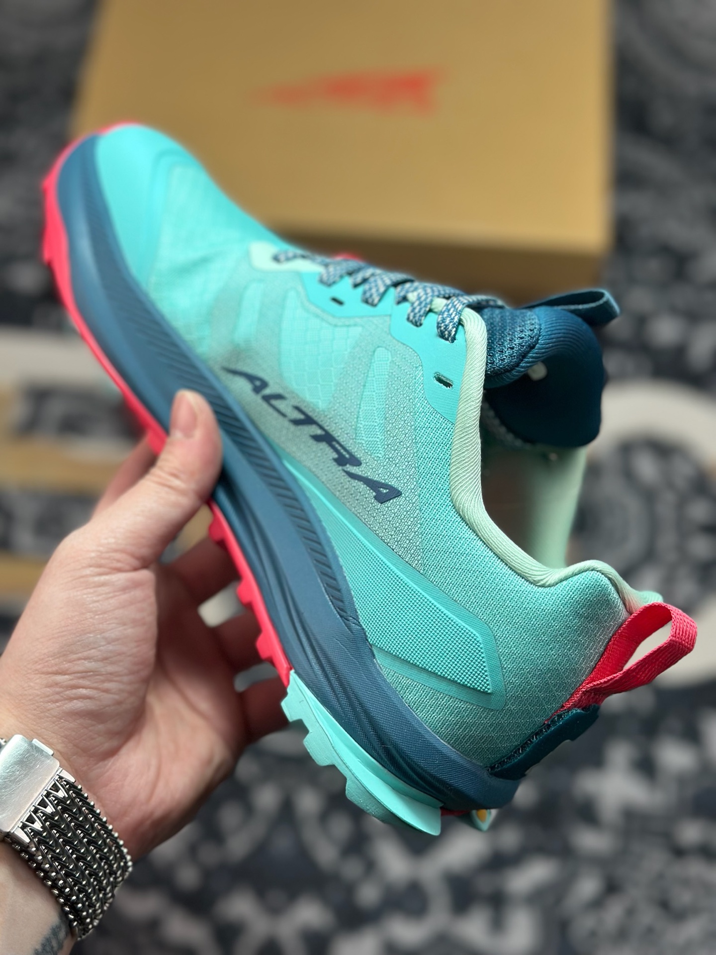 原装级别 平台专供 Altra Lone Peak 9 蓝绿色 AL0A85RH336-Top High Quatity Cheap Sneakers Fashion Clothing Clothes Bags handbags Shoes of all Brand wholesale With The best Quality And Beautiful Price from China Factory Chinese suppliers wholesaler seller 原装级别 平台专供 Altra Lone Peak 9 蓝绿色 AL0A85RH336