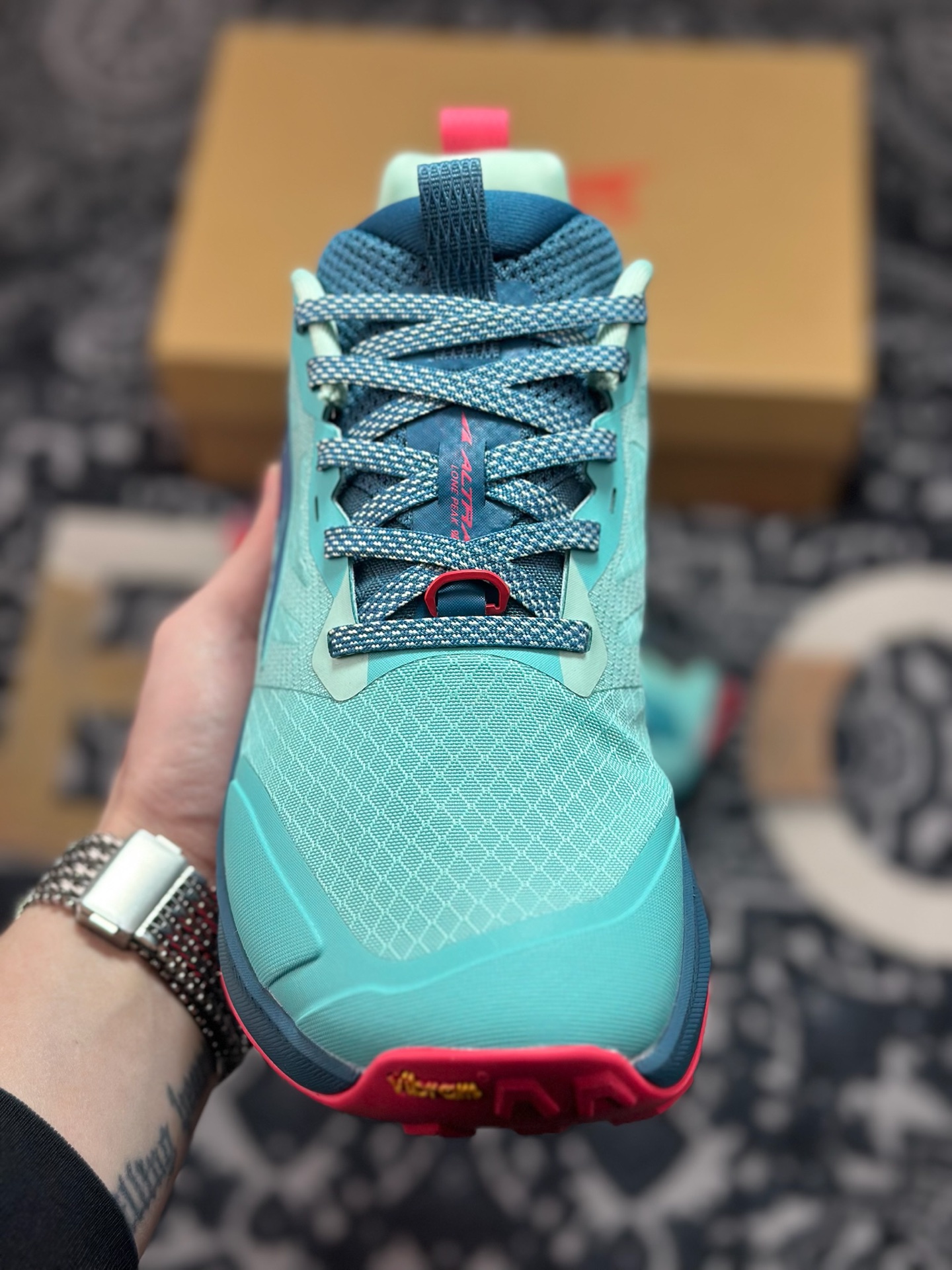 原装级别 平台专供 Altra Lone Peak 9 蓝绿色 AL0A85RH336-Top High Quatity Cheap Sneakers Fashion Clothing Clothes Bags handbags Shoes of all Brand wholesale With The best Quality And Beautiful Price from China Factory Chinese suppliers wholesaler seller 原装级别 平台专供 Altra Lone Peak 9 蓝绿色 AL0A85RH336