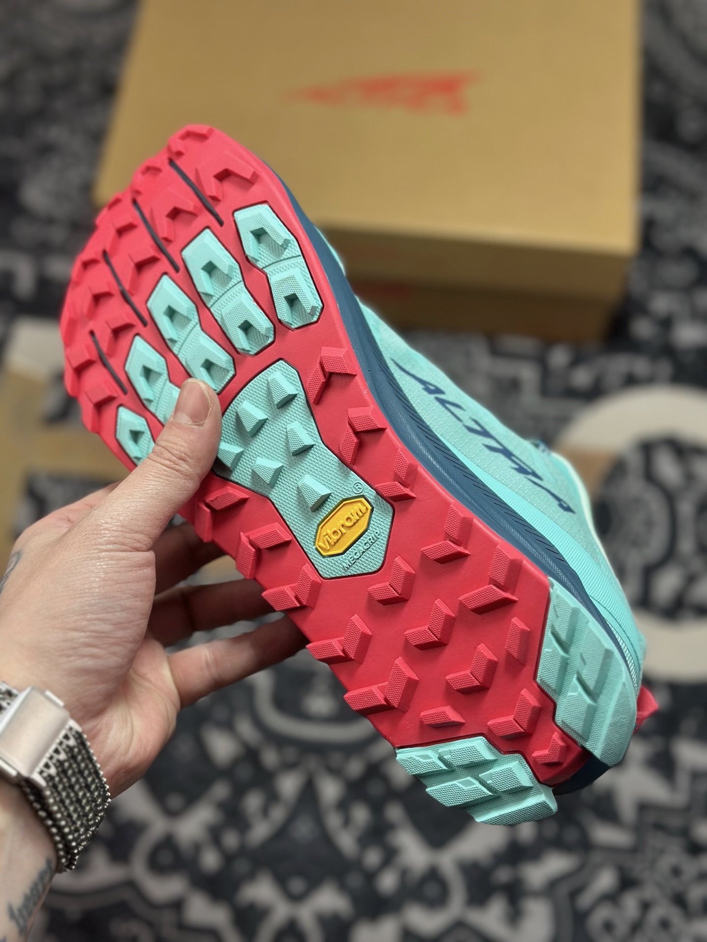 原装级别 平台专供 Altra Lone Peak 9 蓝绿色 AL0A85RH336-Top High Quatity Cheap Sneakers Fashion Clothing Clothes Bags handbags Shoes of all Brand wholesale With The best Quality And Beautiful Price from China Factory Chinese suppliers wholesaler seller 原装级别 平台专供 Altra Lone Peak 9 蓝绿色 AL0A85RH336