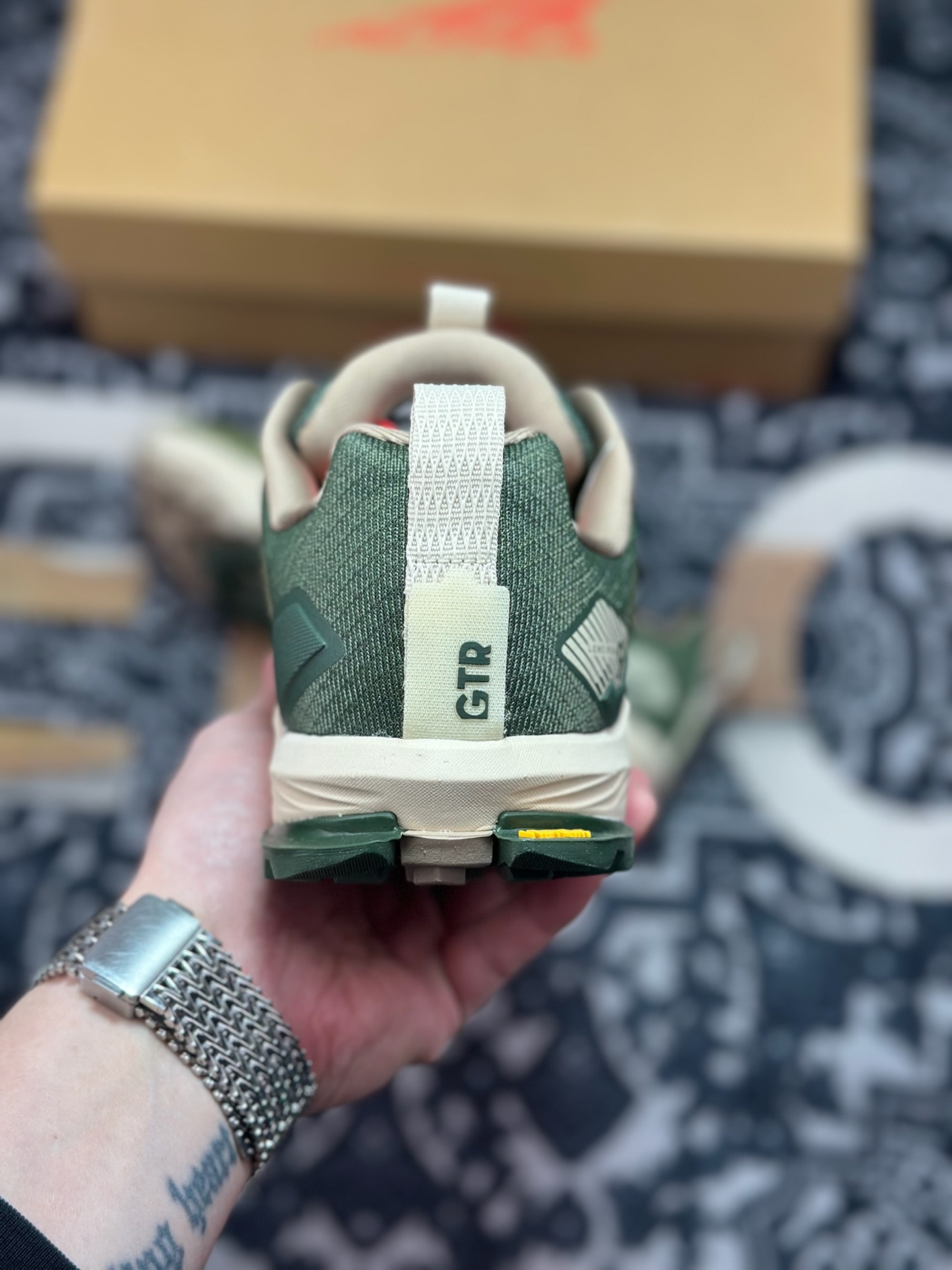 原装级别 平台专供 Altra Lone Peak 9 绿色 AL0A85RG330-Top High Quatity Cheap Sneakers Fashion Clothing Clothes Bags handbags Shoes of all Brand wholesale With The best Quality And Beautiful Price from China Factory Chinese suppliers wholesaler seller 原装级别 平台专供 Altra Lone Peak 9 绿色 AL0A85RG330