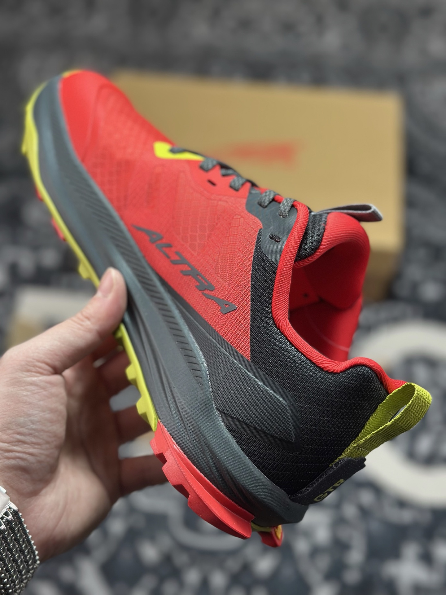 原装级别 平台专供 Altra Lone Peak 9 红色 AL0A85RG660-Top High Quatity Cheap Sneakers Fashion Clothing Clothes Bags handbags Shoes of all Brand wholesale With The best Quality And Beautiful Price from China Factory Chinese suppliers wholesaler seller 原装级别 平台专供 Altra Lone Peak 9 红色 AL0A85RG660