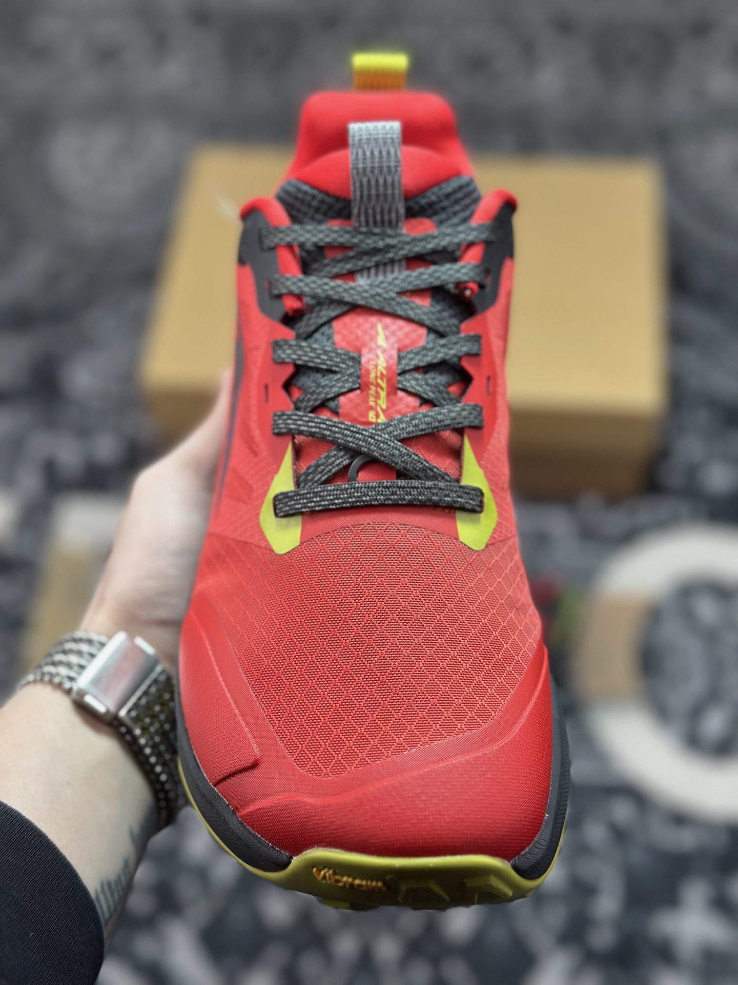 原装级别 平台专供 Altra Lone Peak 9 红色 AL0A85RG660-Top High Quatity Cheap Sneakers Fashion Clothing Clothes Bags handbags Shoes of all Brand wholesale With The best Quality And Beautiful Price from China Factory Chinese suppliers wholesaler seller 原装级别 平台专供 Altra Lone Peak 9 红色 AL0A85RG660