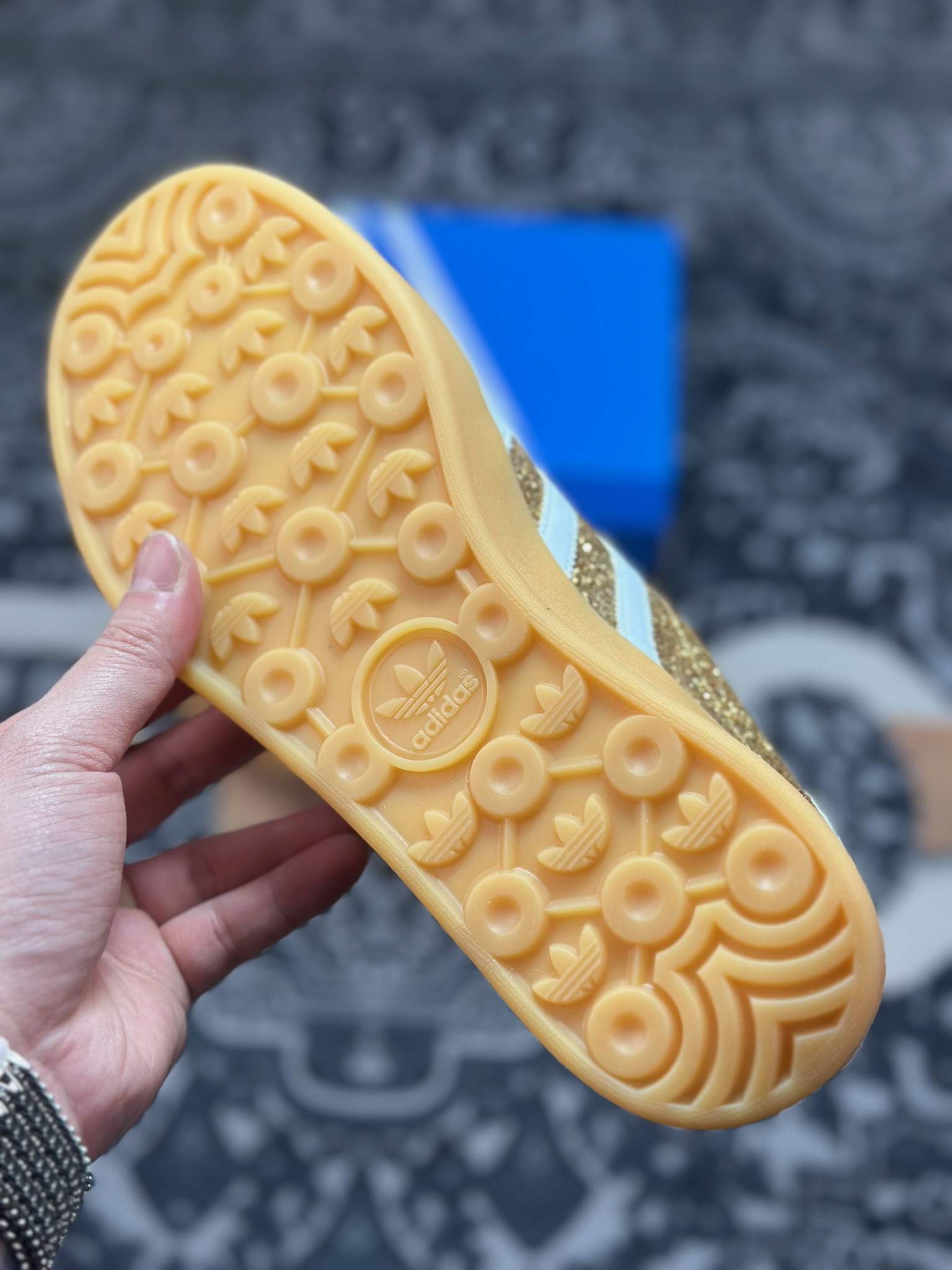 原装级别 AD Originals Gazelle Indoor 金钻 三叶草复古休闲运动板鞋 JR1266-Top High Quatity Cheap Sneakers Fashion Clothing Clothes Bags handbags Shoes of all Brand wholesale With The best Quality And Beautiful Price from China Factory Chinese suppliers wholesaler seller 原装级别 AD Originals Gazelle Indoor 金钻 三叶草复古休闲运动板鞋 JR1266