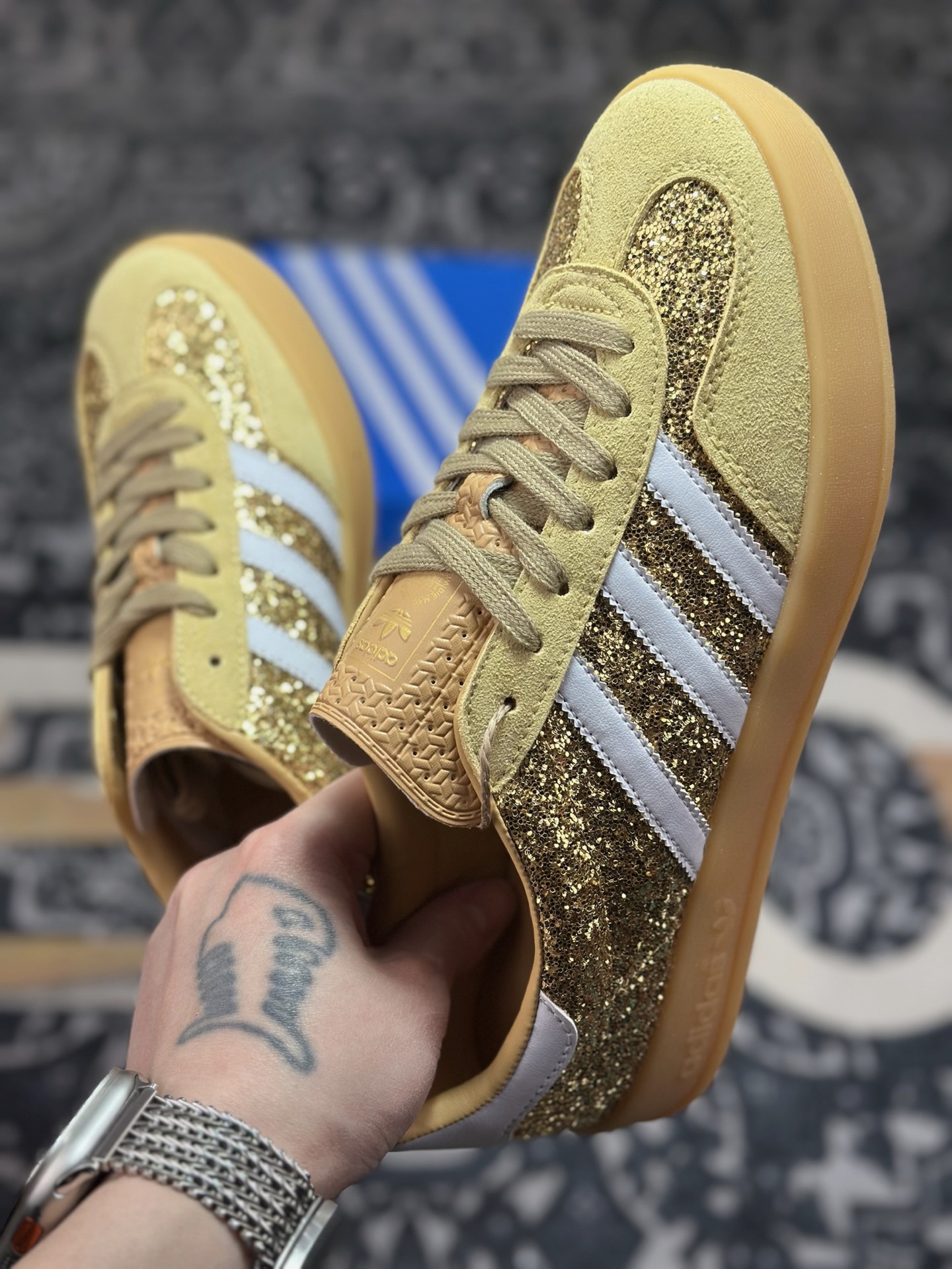 原装级别 AD Originals Gazelle Indoor 金钻 三叶草复古休闲运动板鞋 JR1266-Top High Quatity Cheap Sneakers Fashion Clothing Clothes Bags handbags Shoes of all Brand wholesale With The best Quality And Beautiful Price from China Factory Chinese suppliers wholesaler seller 原装级别 AD Originals Gazelle Indoor 金钻 三叶草复古休闲运动板鞋 JR1266
