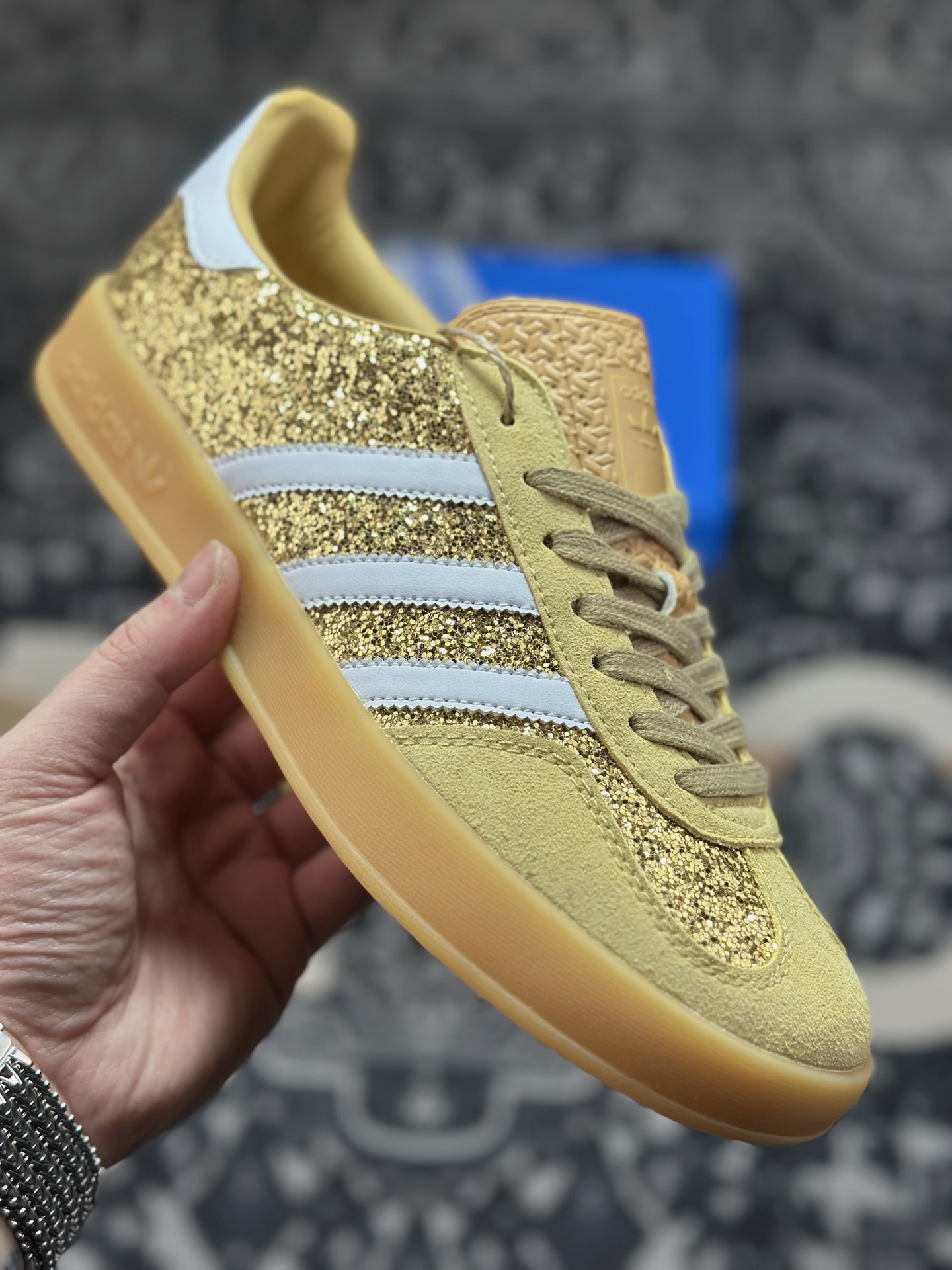 原装级别 AD Originals Gazelle Indoor 金钻 三叶草复古休闲运动板鞋 JR1266-Top High Quatity Cheap Sneakers Fashion Clothing Clothes Bags handbags Shoes of all Brand wholesale With The best Quality And Beautiful Price from China Factory Chinese suppliers wholesaler seller 原装级别 AD Originals Gazelle Indoor 金钻 三叶草复古休闲运动板鞋 JR1266