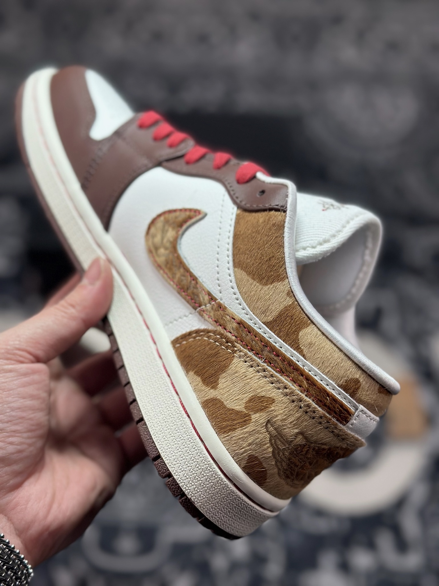 优选 原装级别 Air Jordan 1 Low ”N” 马年限定 AJ1乔1低帮 IQ5321-121-Top High Quatity Cheap Sneakers Fashion Clothing Clothes Bags handbags Shoes of all Brand wholesale With The best Quality And Beautiful Price from China Factory Chinese suppliers wholesaler seller 优选 原装级别 Air Jordan 1 Low ”N” 马年限定 AJ1乔1低帮 IQ5321-121