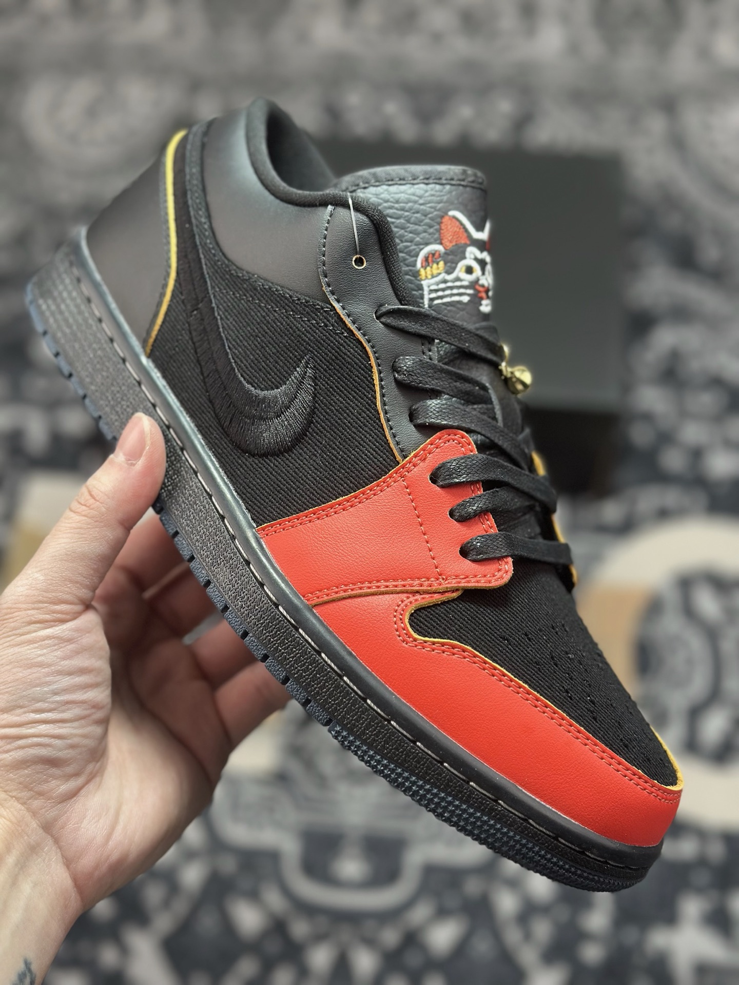 A6200 原装级别 Air Jordan 1 Low 黑橙 AJ1乔1低帮休闲板鞋 IQ3460-010-Chinese UA Cheap High Quatity Brand Clothes Bags handbags Sneakers wholesale wholesaler seller from China Factory suppliers Fashion Clothing Shoes best Quality Beautiful Price A6200 原装级别 Air Jordan 1 Low 黑橙 AJ1乔1低帮休闲板鞋 IQ3460-010