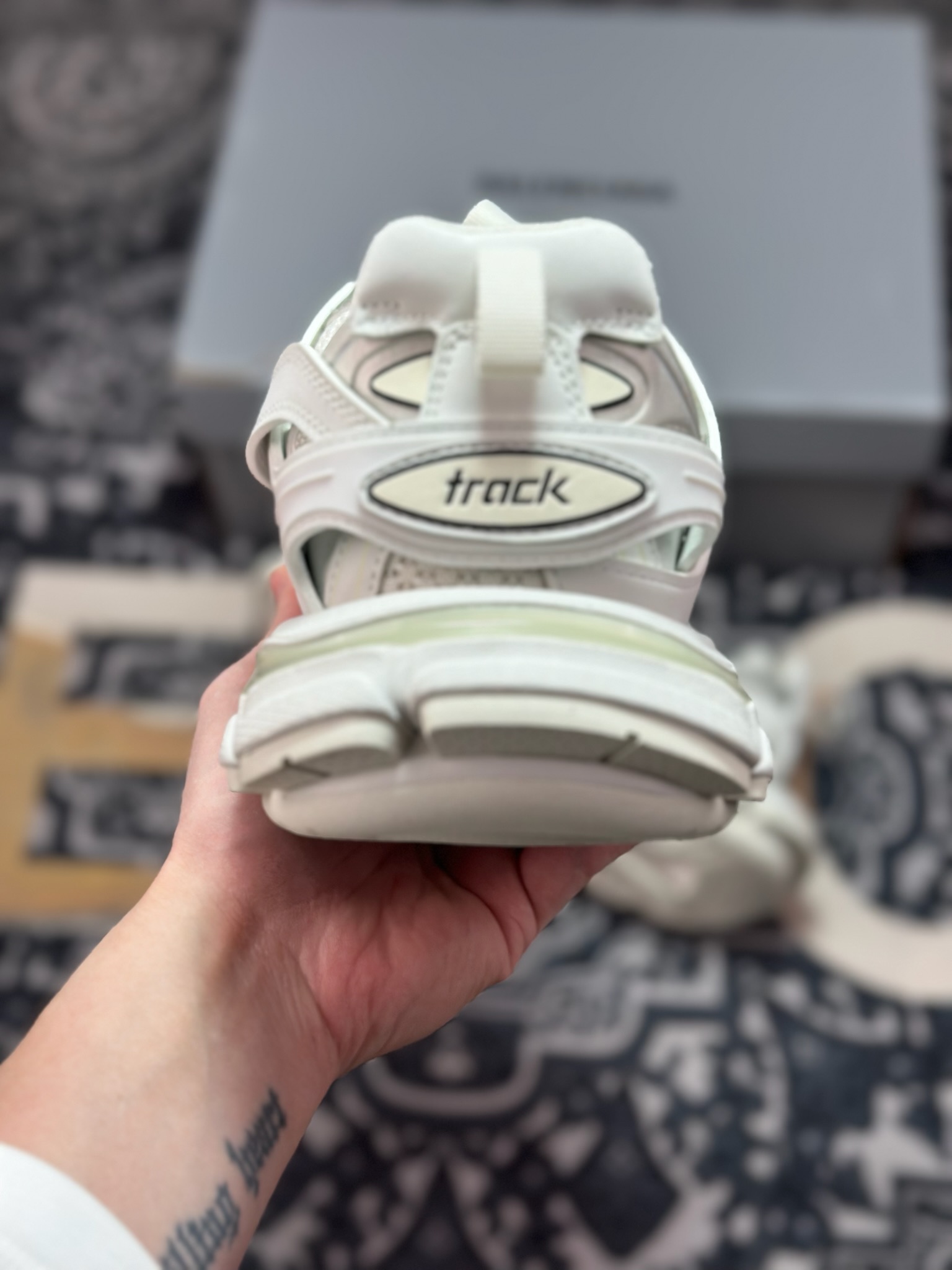 C9450 优选 原装级别 Balenciaga 巴黎世家 Track Sneaker 巴黎世家三代 542023 挂饰款 户外概念复古老爹鞋