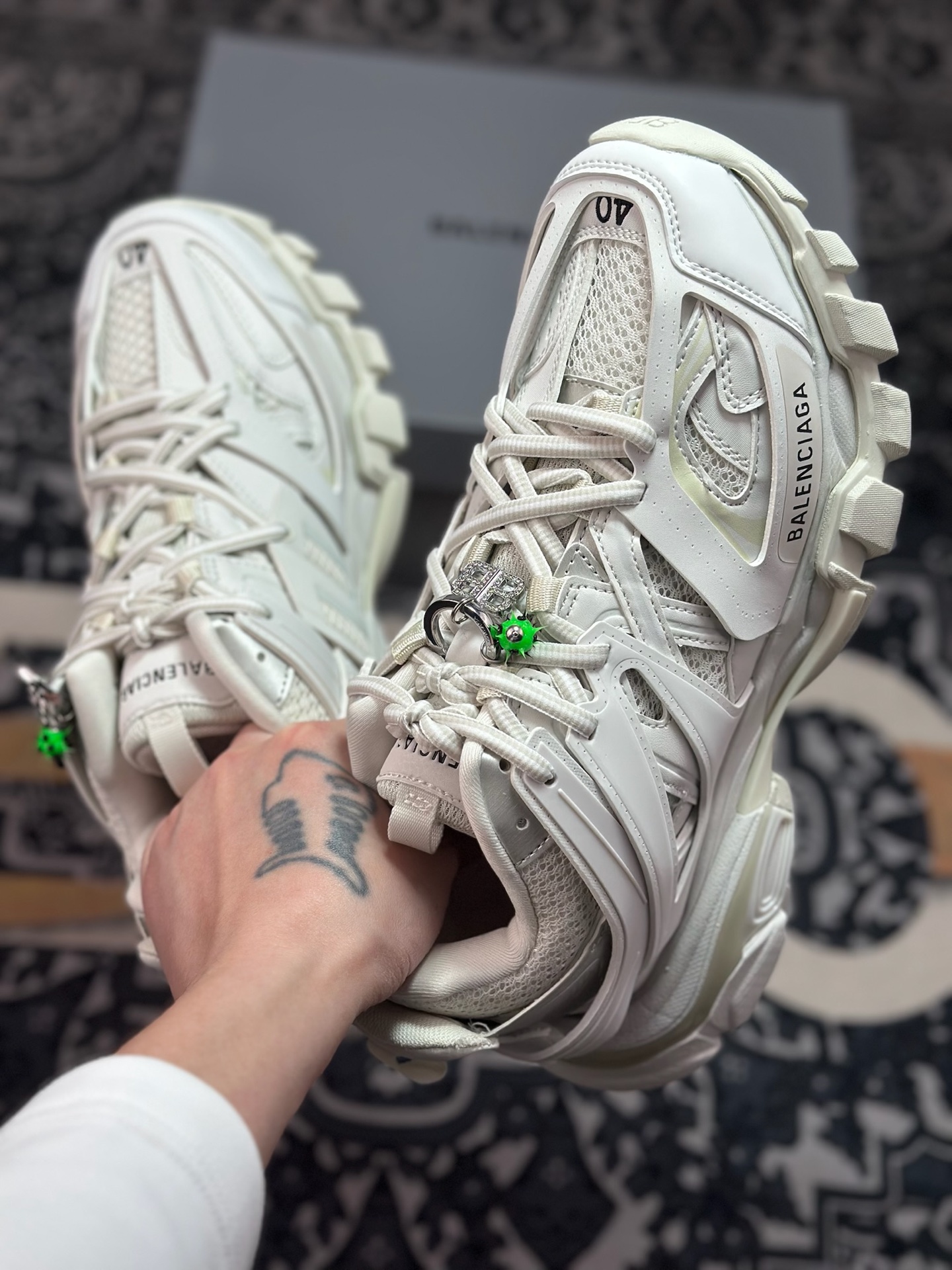 C9450 优选 原装级别 Balenciaga 巴黎世家 Track Sneaker 巴黎世家三代 542023 挂饰款 户外概念复古老爹鞋